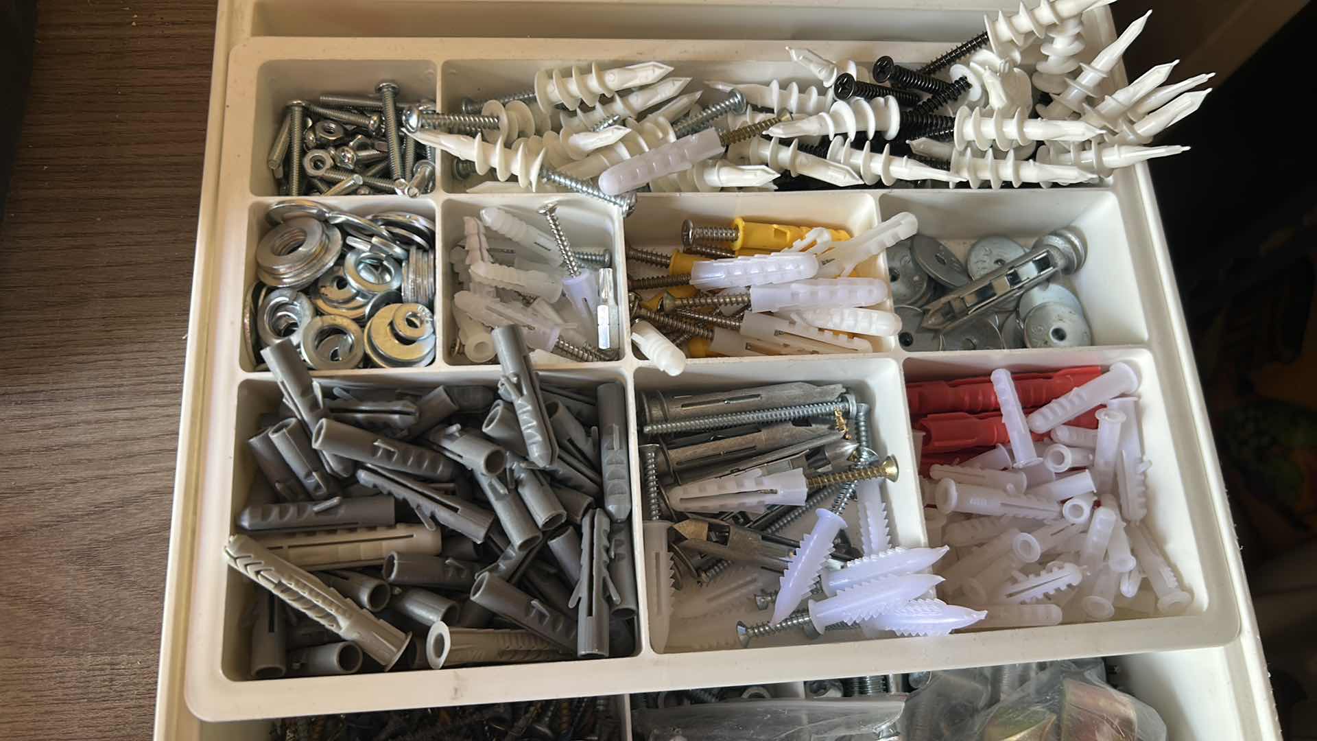 Photo 1 of CONTENTS OF CONTAINER