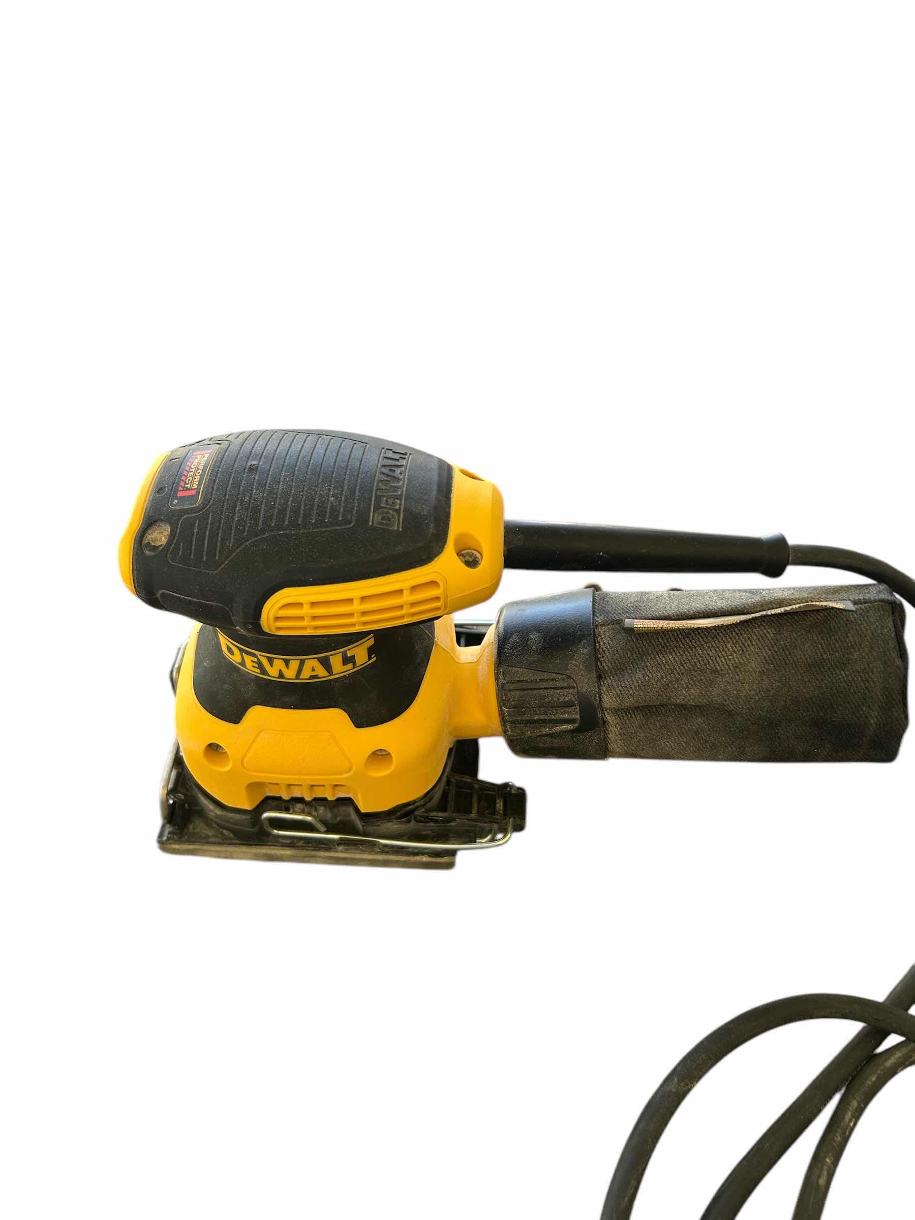 Photo 1 of DEWALT 0.25” PALM GRIP SHEET SANDER FINISH DWE6411 W BAG