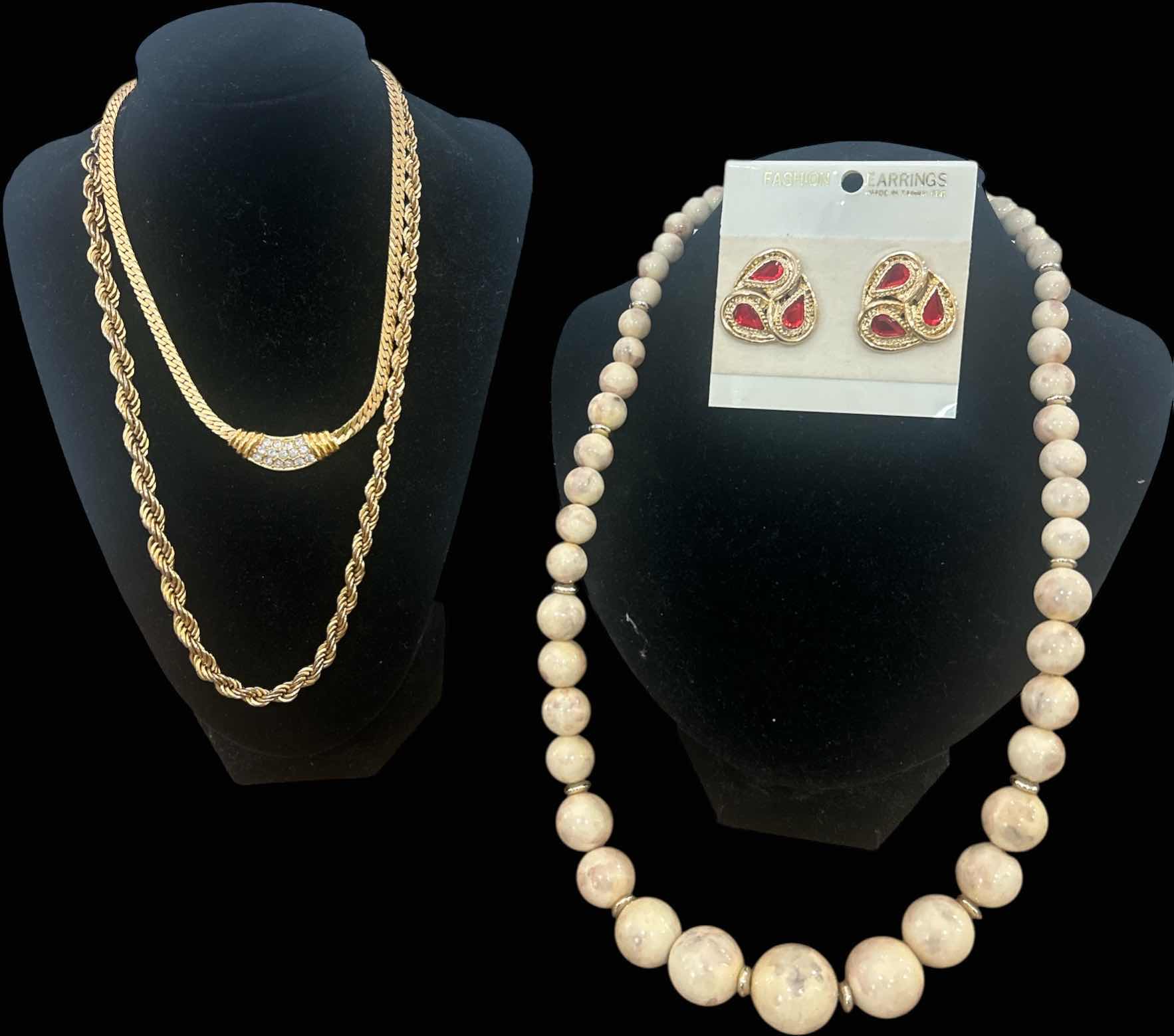 Photo 1 of 4 - WOMENS COSTUME JEWELRY