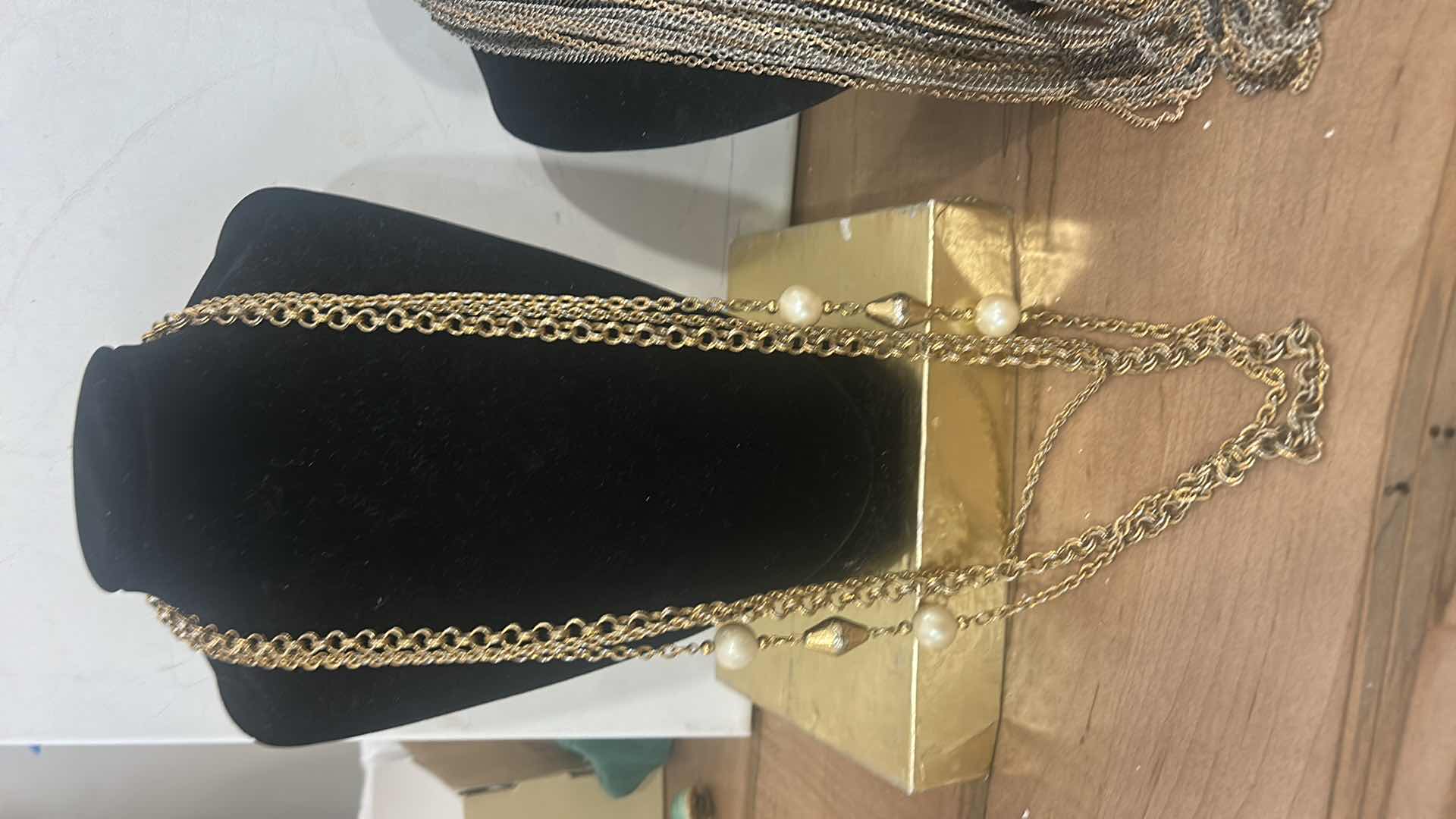 Photo 1 of 4 - WOMENS COSTUME JEWELRY