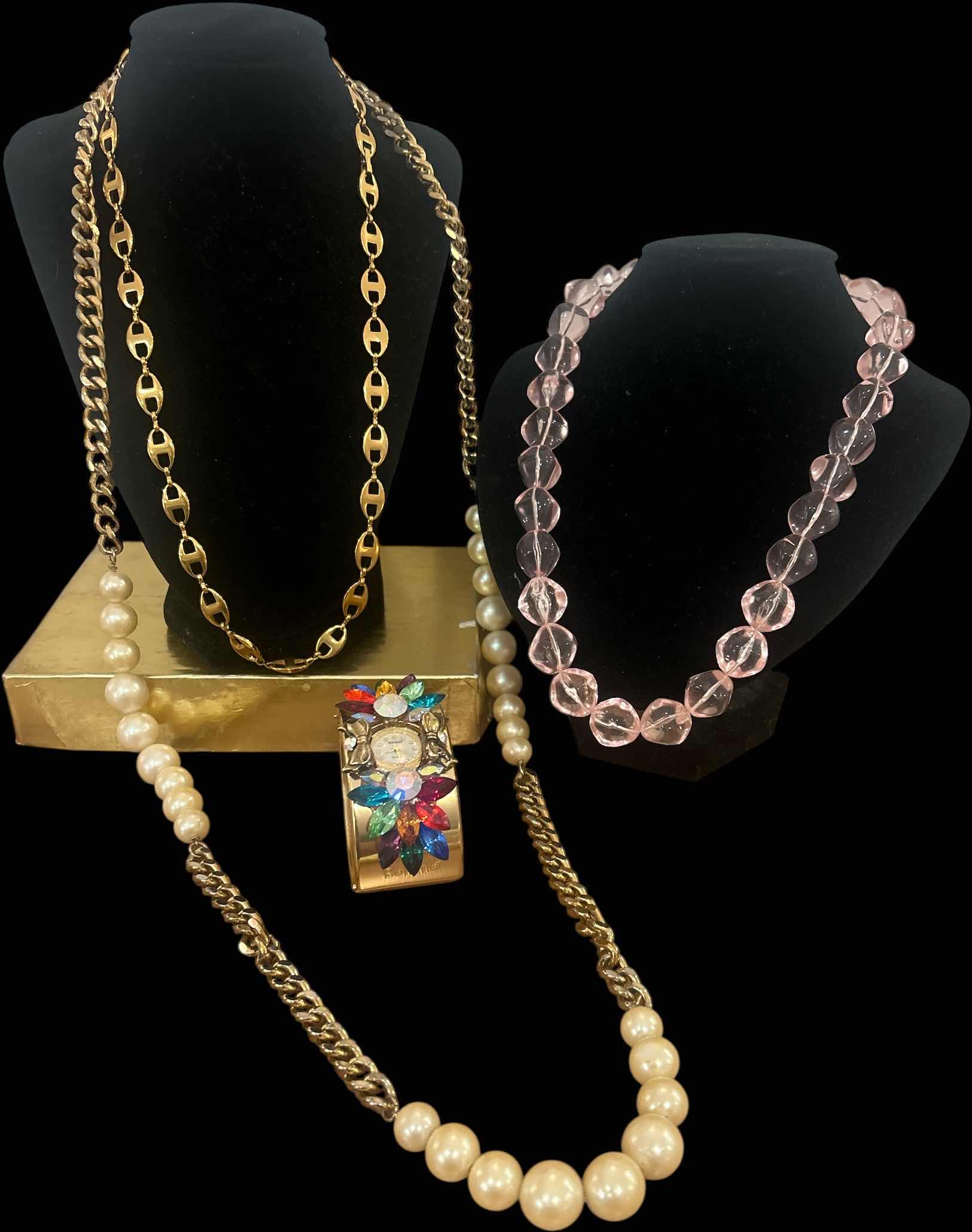 Photo 1 of 4 - WOMENS COSTUME JEWELRY