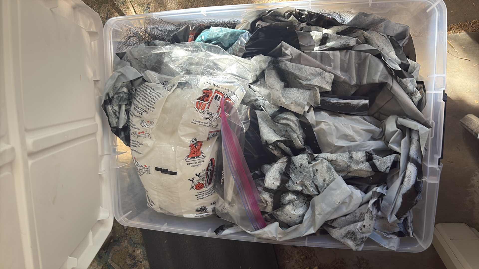 Photo 1 of CONTENTS OF TOTE HALLOWEEN DECORATIONS