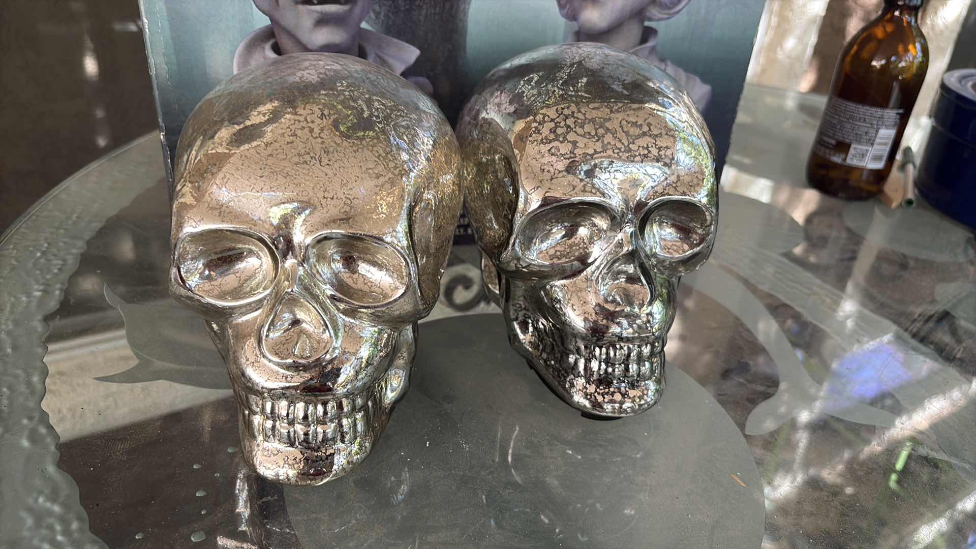 Photo 1 of CONTENTS OF TOTE HALLOWEEN DECORATIONS