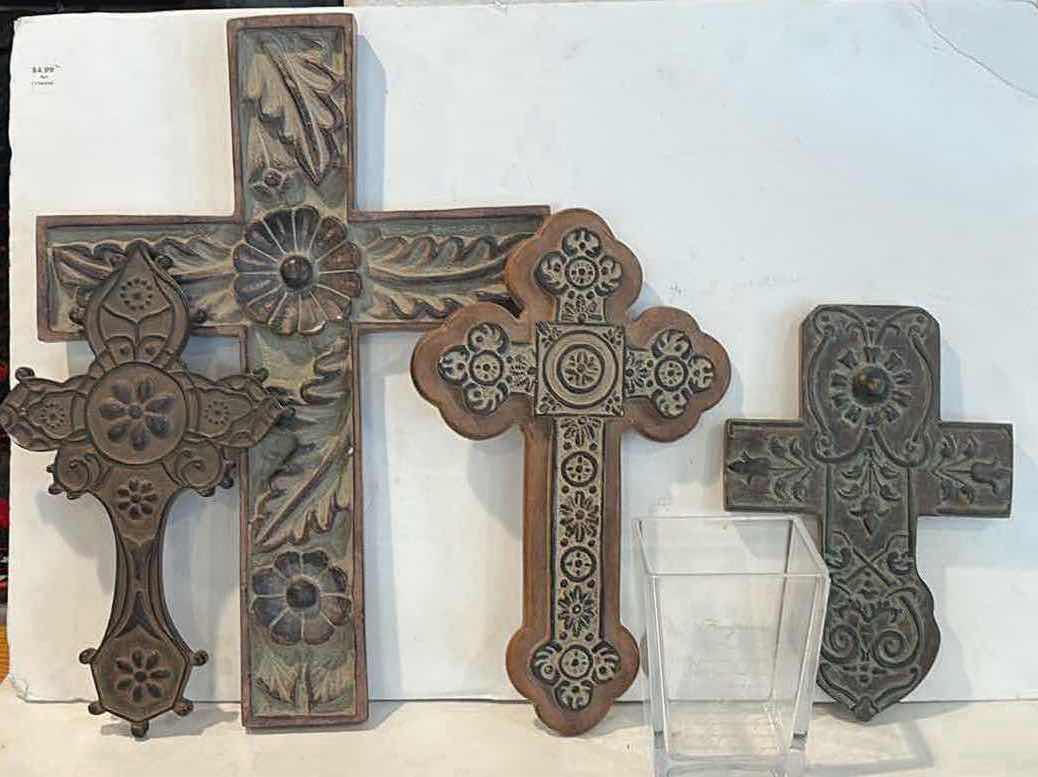 Photo 1 of DECORATIVE CROSSES 14”X20”H