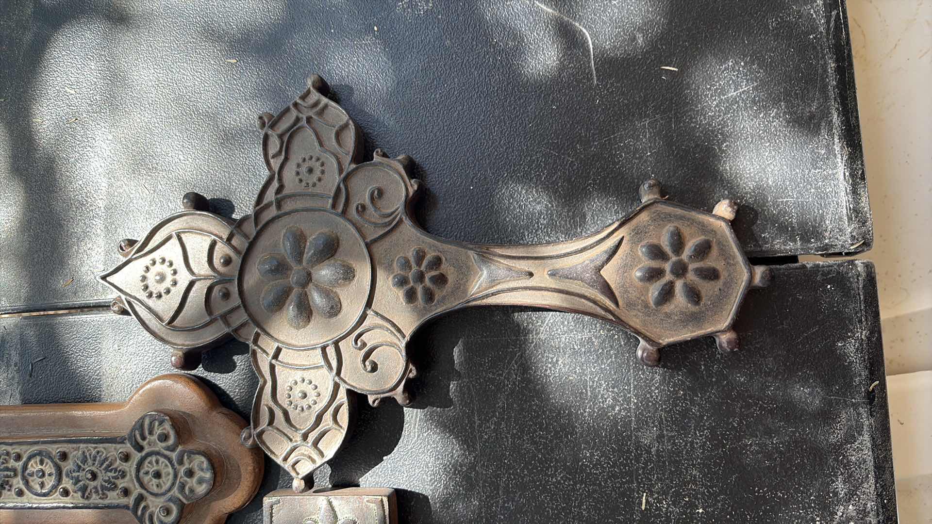Photo 1 of DECORATIVE CROSSES 14”X20”H