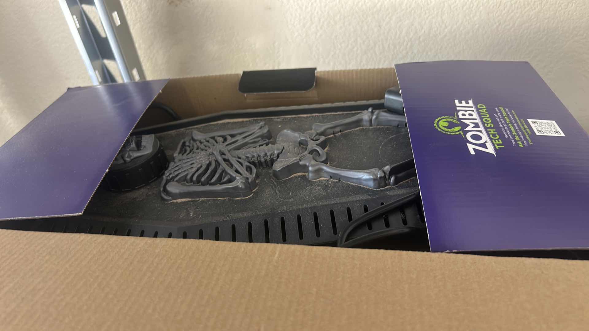 Photo 1 of 100O WATT FOG MACHINE