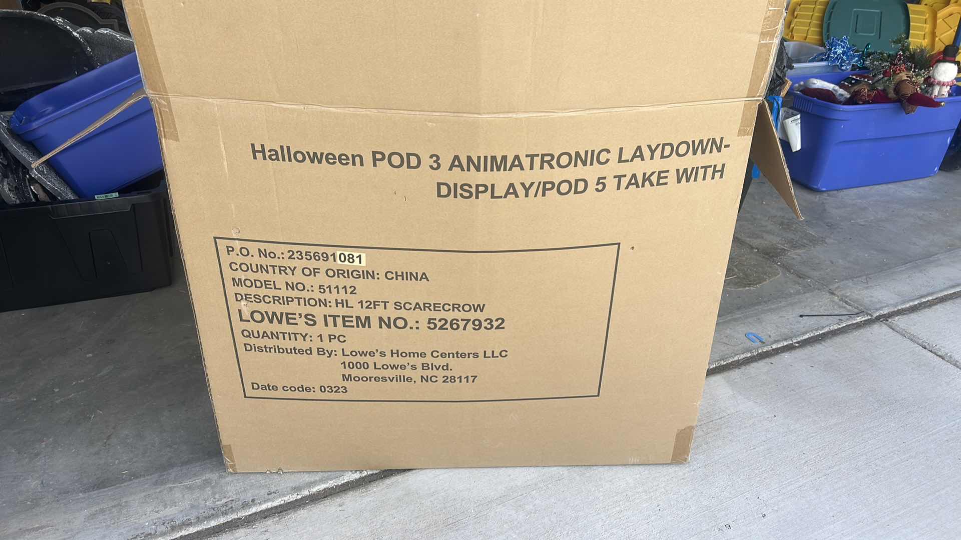 Photo 1 of HALLOWEEN DECORATIONS 12 FOOT ANIMATED SCARECROW