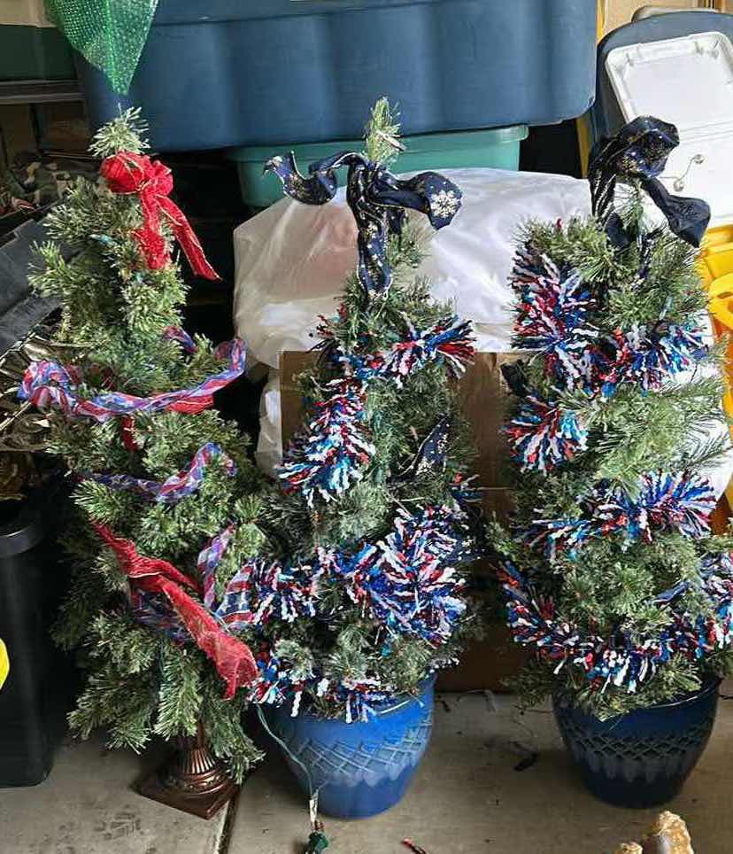 Photo 1 of 3 - 3 FT CHRISTMAS TREES