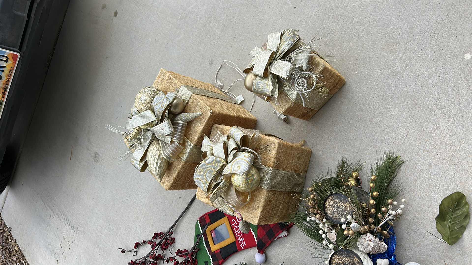 Photo 1 of CHRISTMAS DECOR