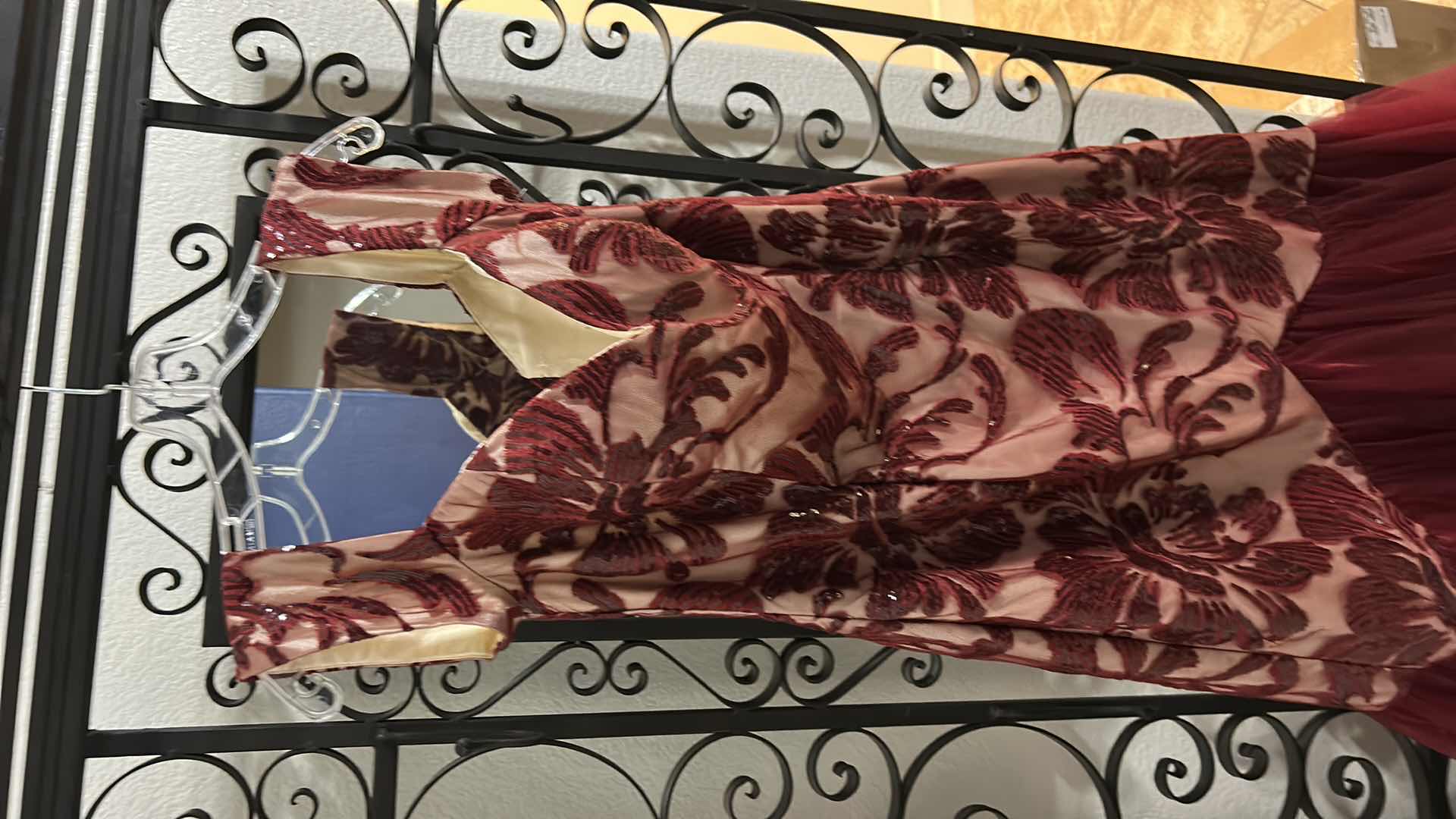 Photo 4 of FORMAL GOWN FOR SPECIAL OCCASION / HALLOWEEN SIZE 12