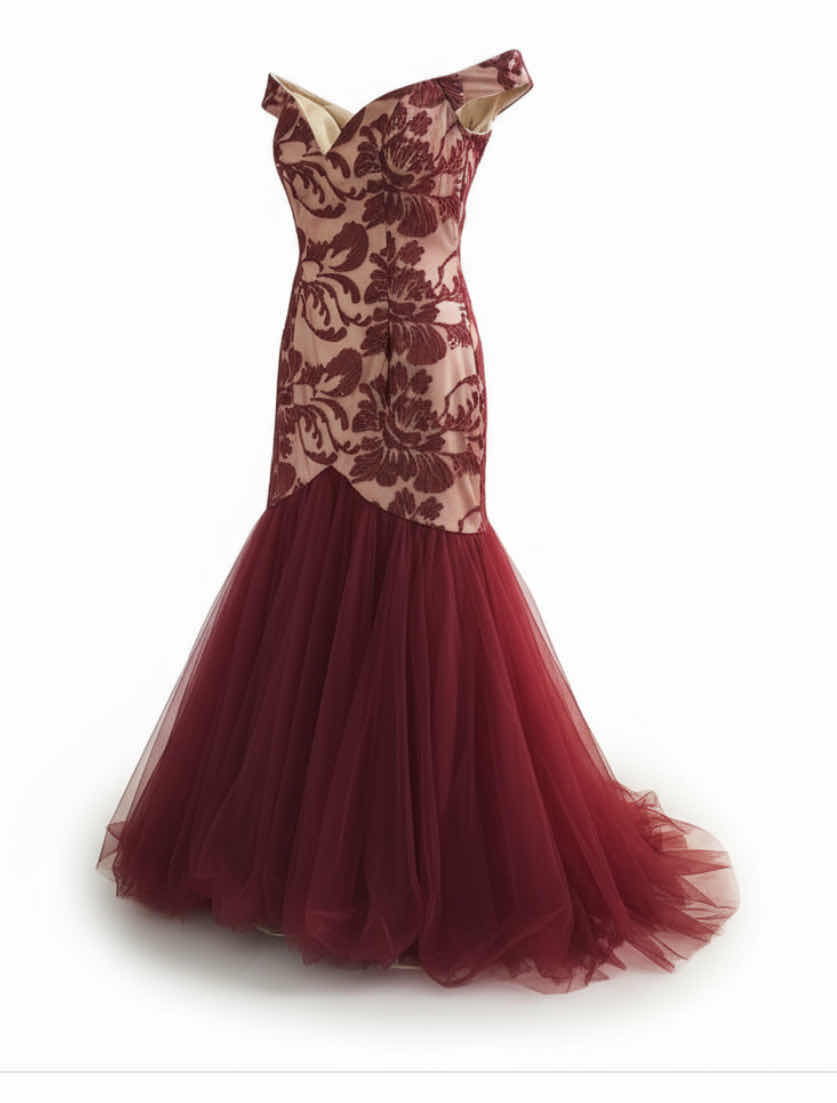 Photo 1 of FORMAL GOWN FOR SPECIAL OCCASION / HALLOWEEN SIZE 12