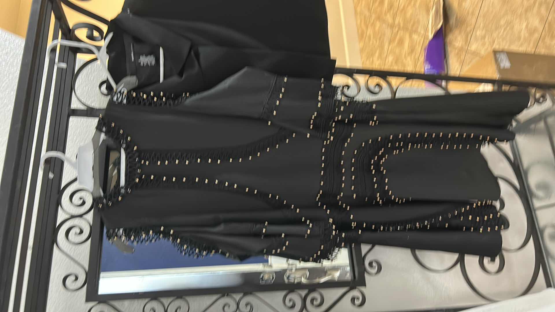 Photo 1 of 3 PC WOMENSWEAR