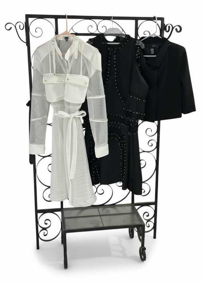 Photo 1 of 3 PC WOMENSWEAR