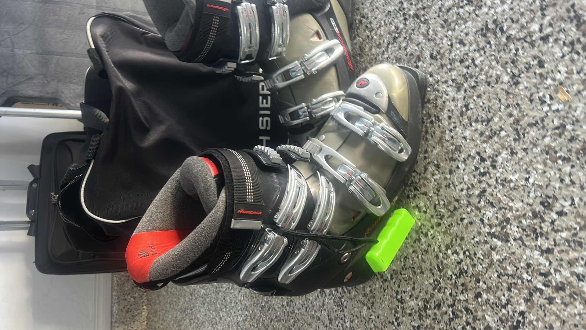 Photo 1 of OUTLAST SKI BOOTS AND BAG