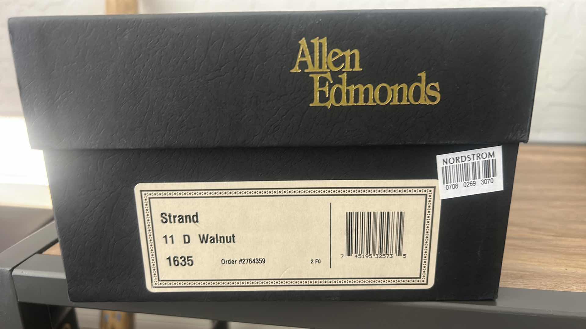 Photo 1 of MENS ALLEN EDMONDS STRAND WALNUT  LEATHER SHOES SIZE 11 D