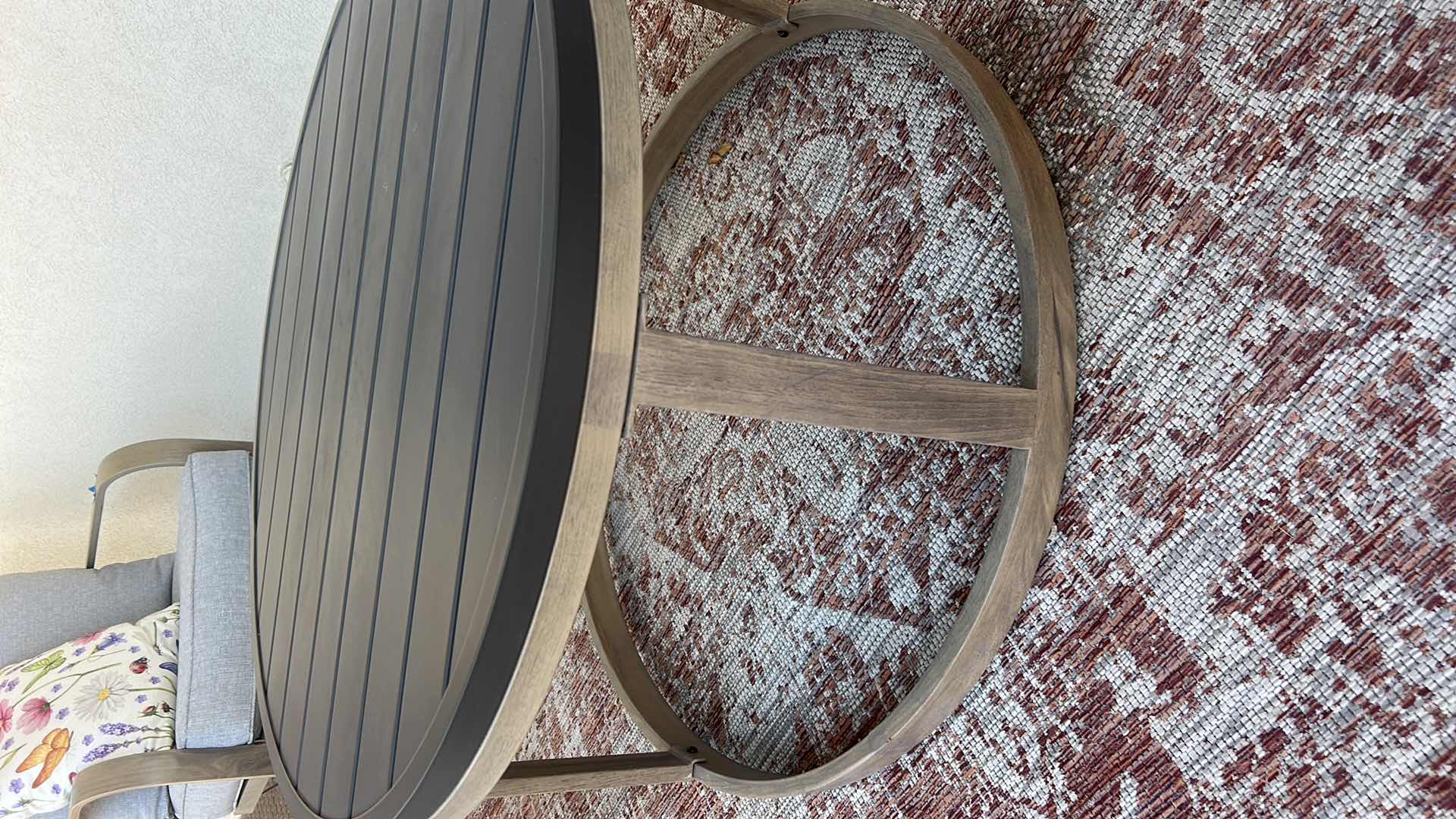 Photo 1 of HAMPTON BAY COCKTAIL TABLE 36“ x H20“