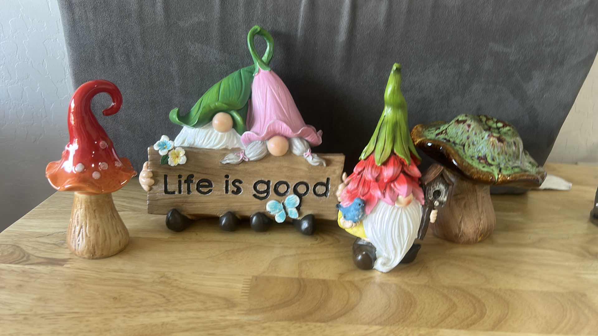 Photo 1 of 4 - KNOMES AND MUSHROOMS TALLEST H8.5”