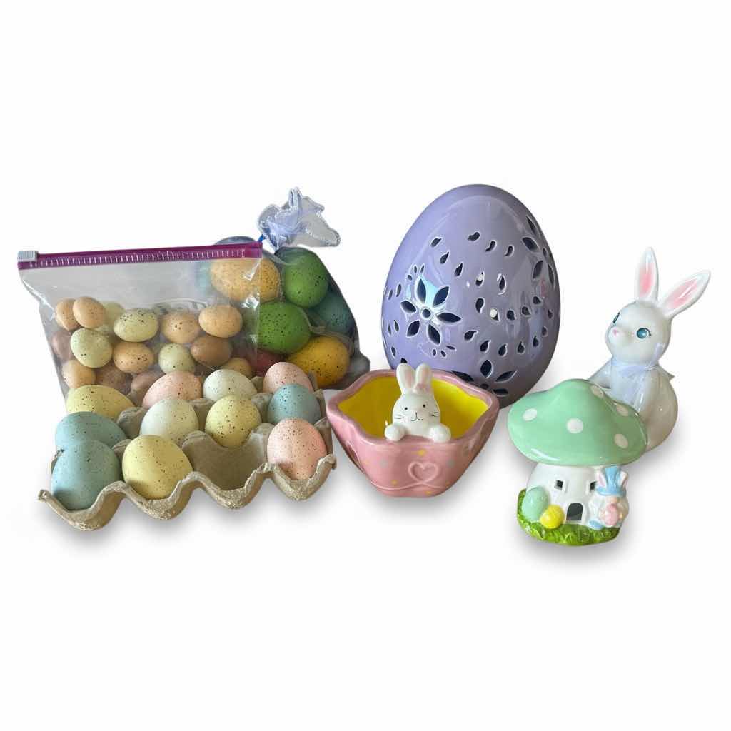 Photo 1 of EASTER DECOR