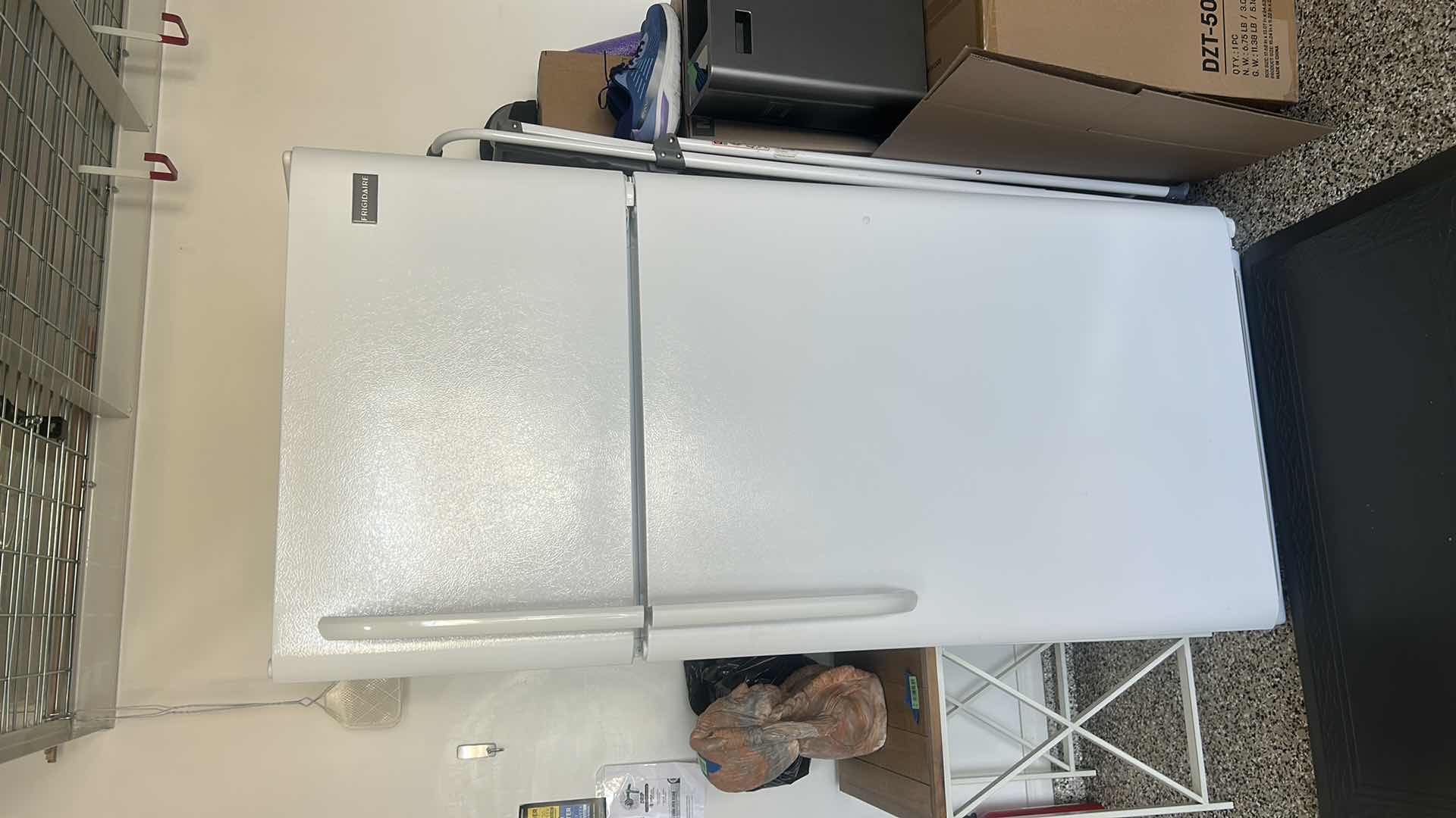 Photo 1 of FRIGIDAIRE REFRIGERATOR