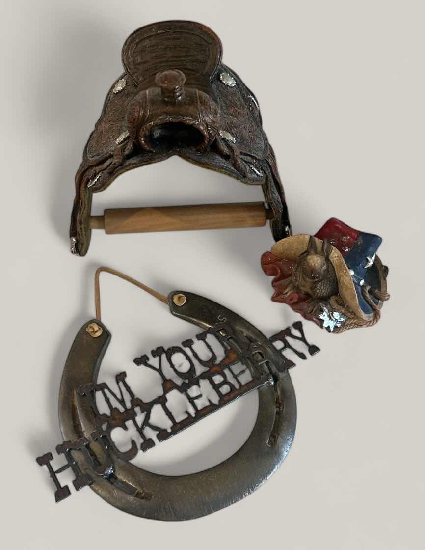 Photo 1 of 3 PC WESTERN DECOR