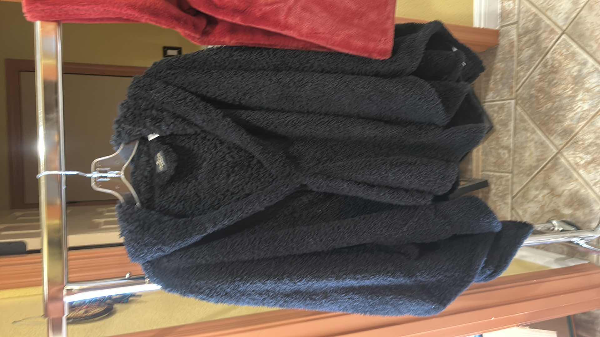 Photo 1 of 2 WOMENS BUMBLEBELLA SOFT OUTERWEAR ( ONE SIZE) 2 FAUX FUR SCARFS /WRAPS