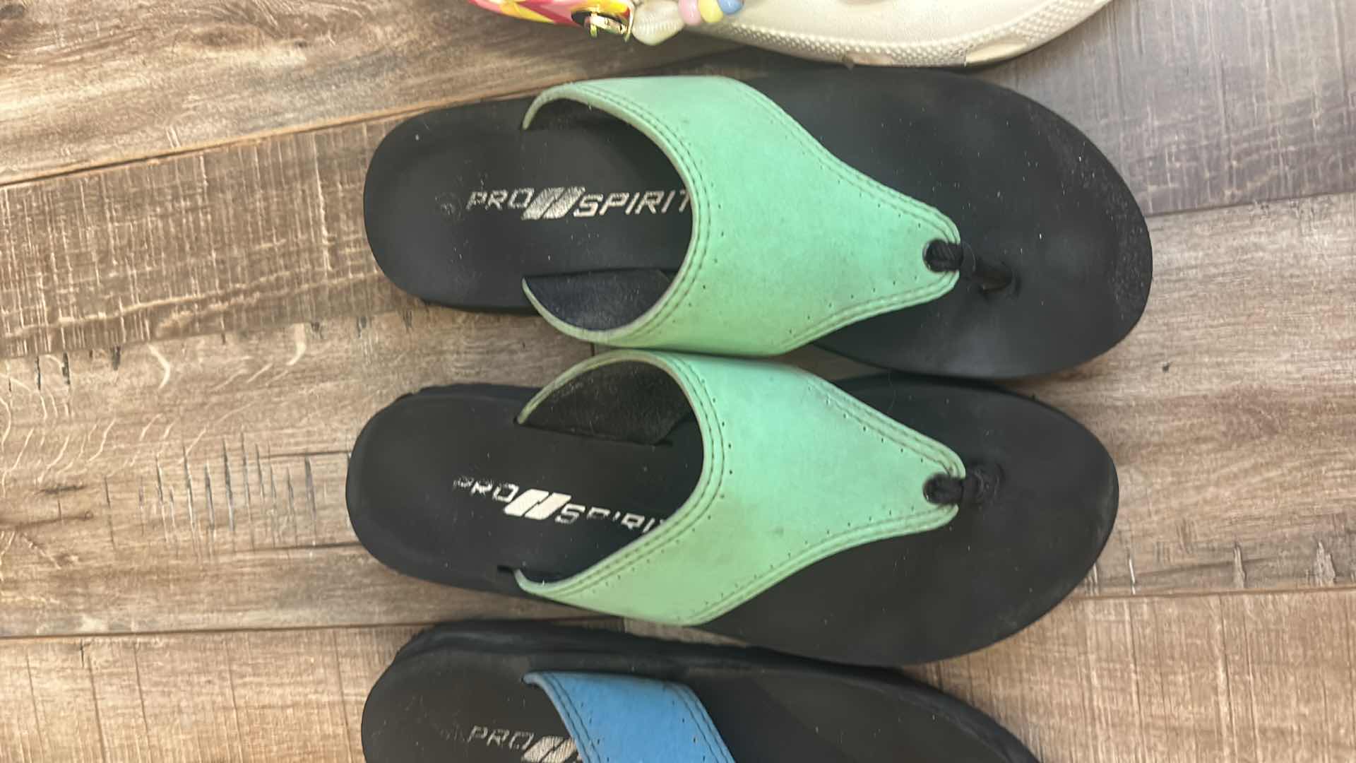 Photo 1 of 5 PAIRS WOMENS SLIP IN SHOES SIZE 8