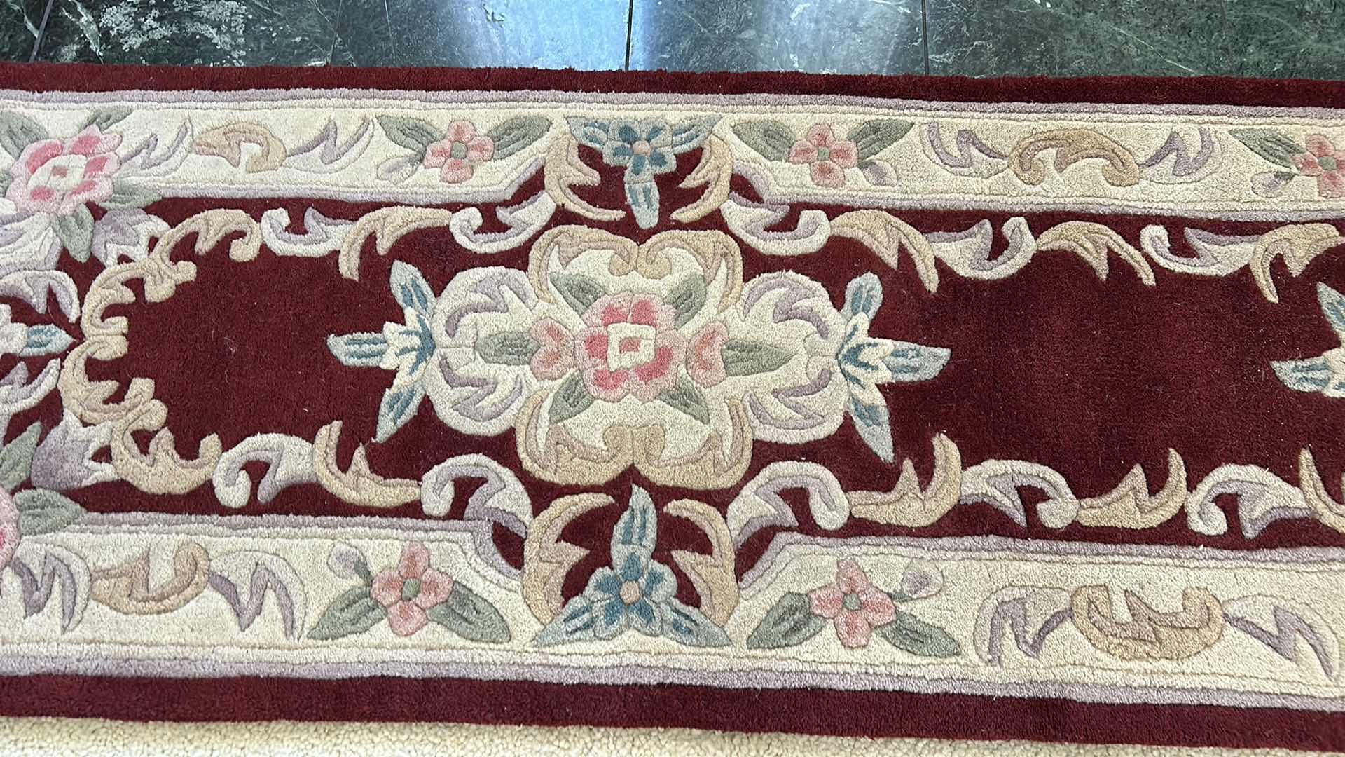 Photo 1 of SERENA HAND TUFTED 100% WOOL RUNNER RUG 2’ X 7’6”