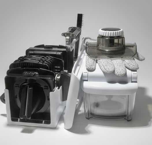 Photo 1 of FUIISTAR 13 IN 1 MASTER CHOPPER PRO