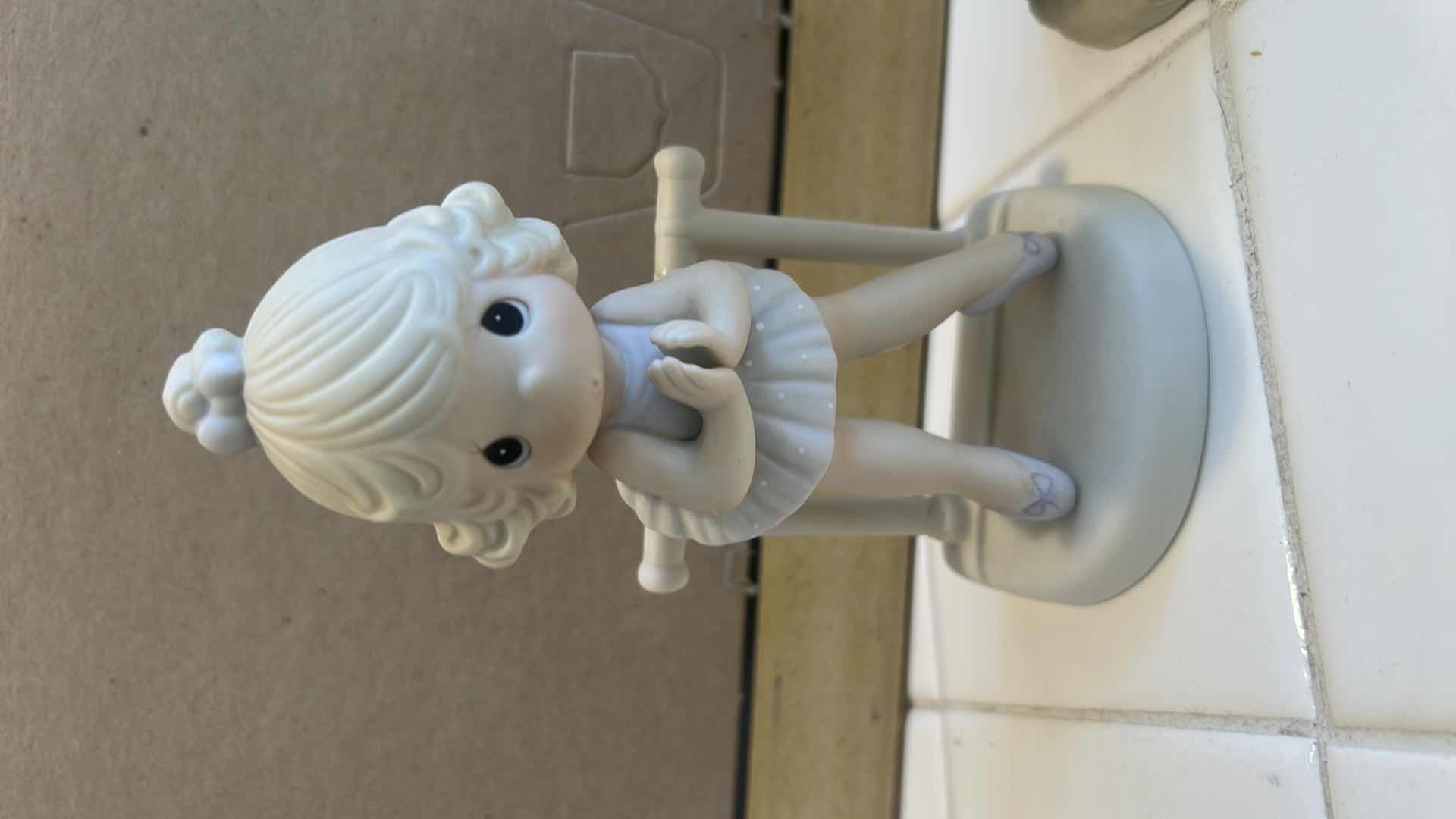 Photo 1 of 2 PRECIOUS MOMENTS FIGURINES