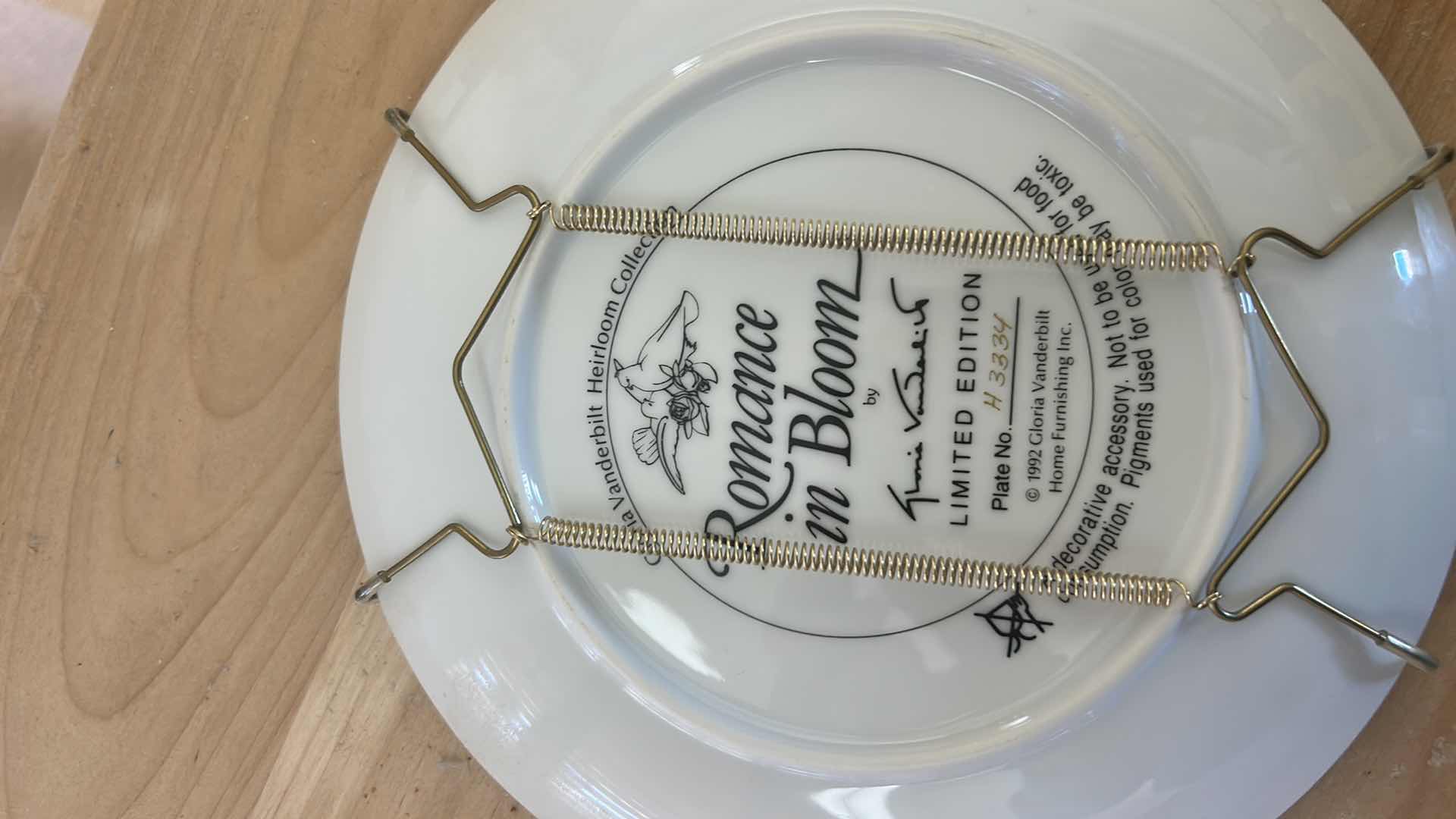 Photo 1 of LIMITED EDITION GLORIA VANDERBILT HEIRLOOM COLLECTION “ROMANCE IN BLOOM” NUMBERED PLATE 8”