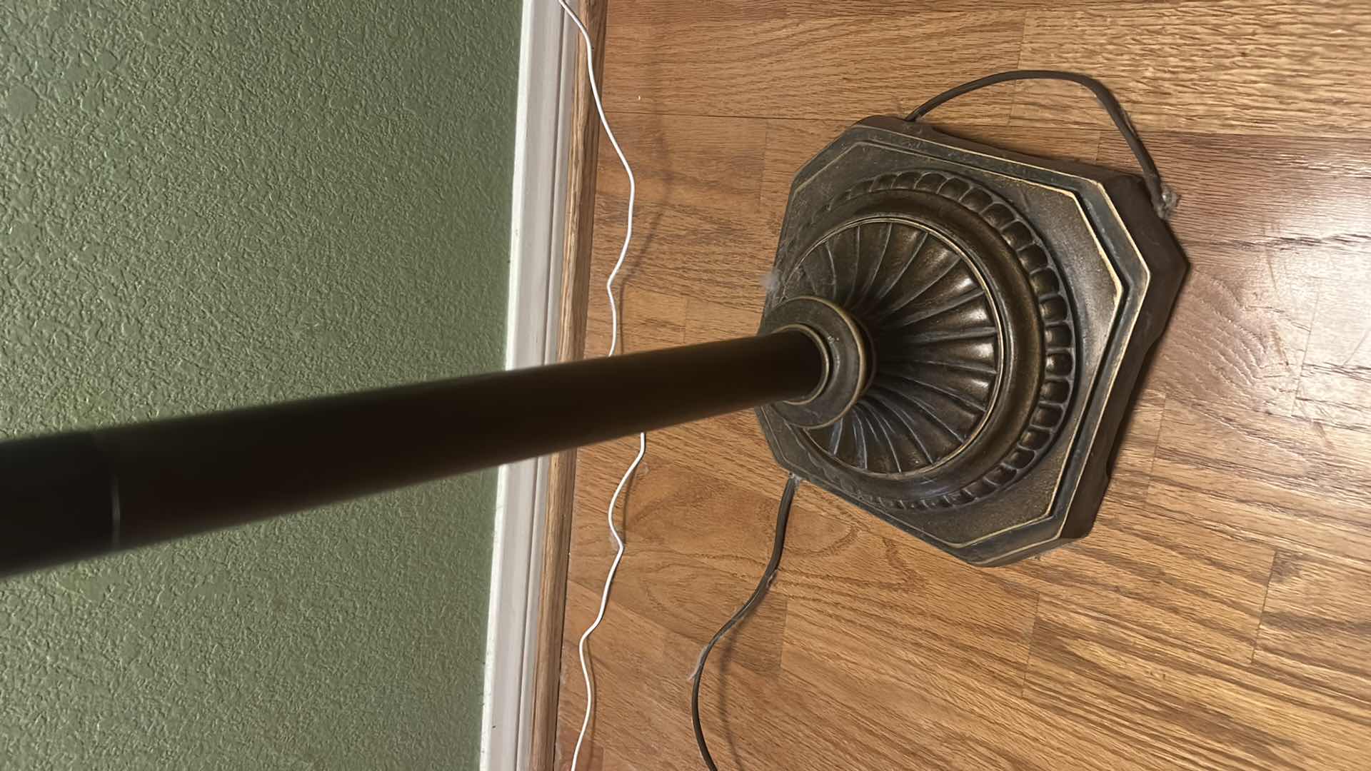 Photo 1 of METAL FLOOR LAMP H63”