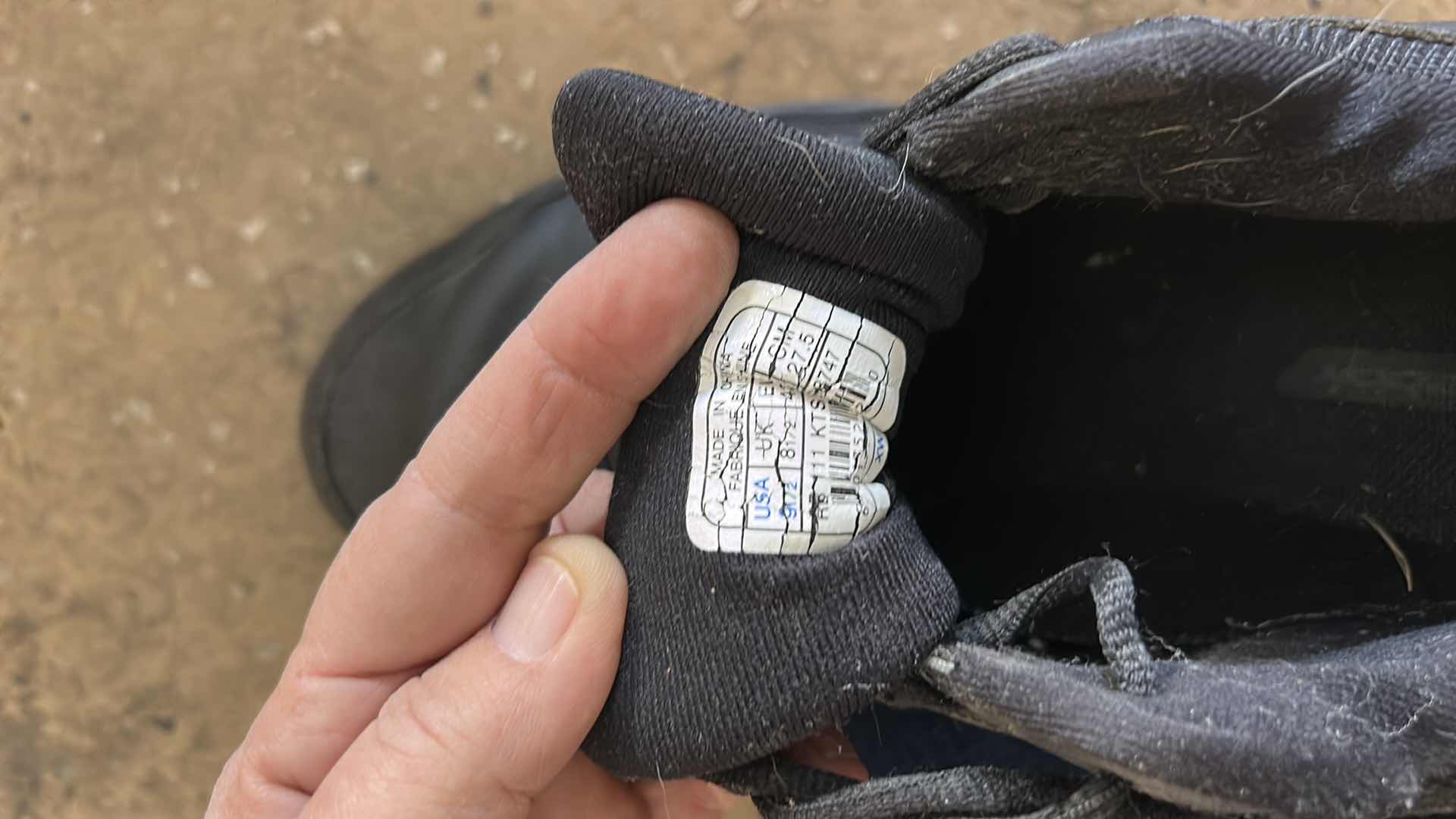 Photo 1 of 4 PAIRS OF SHOES