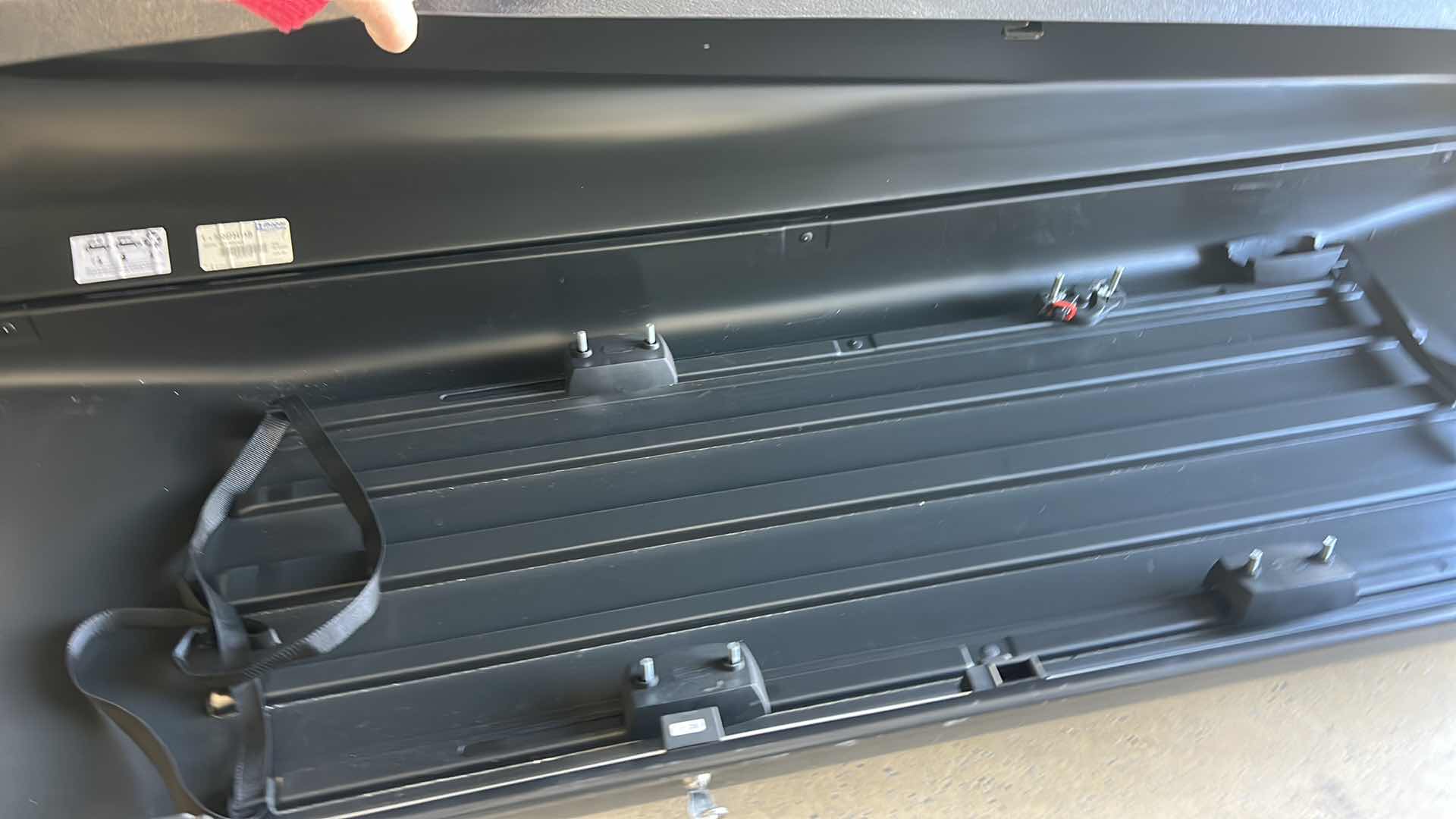 Photo 1 of CHRYSLER CARGO BOX