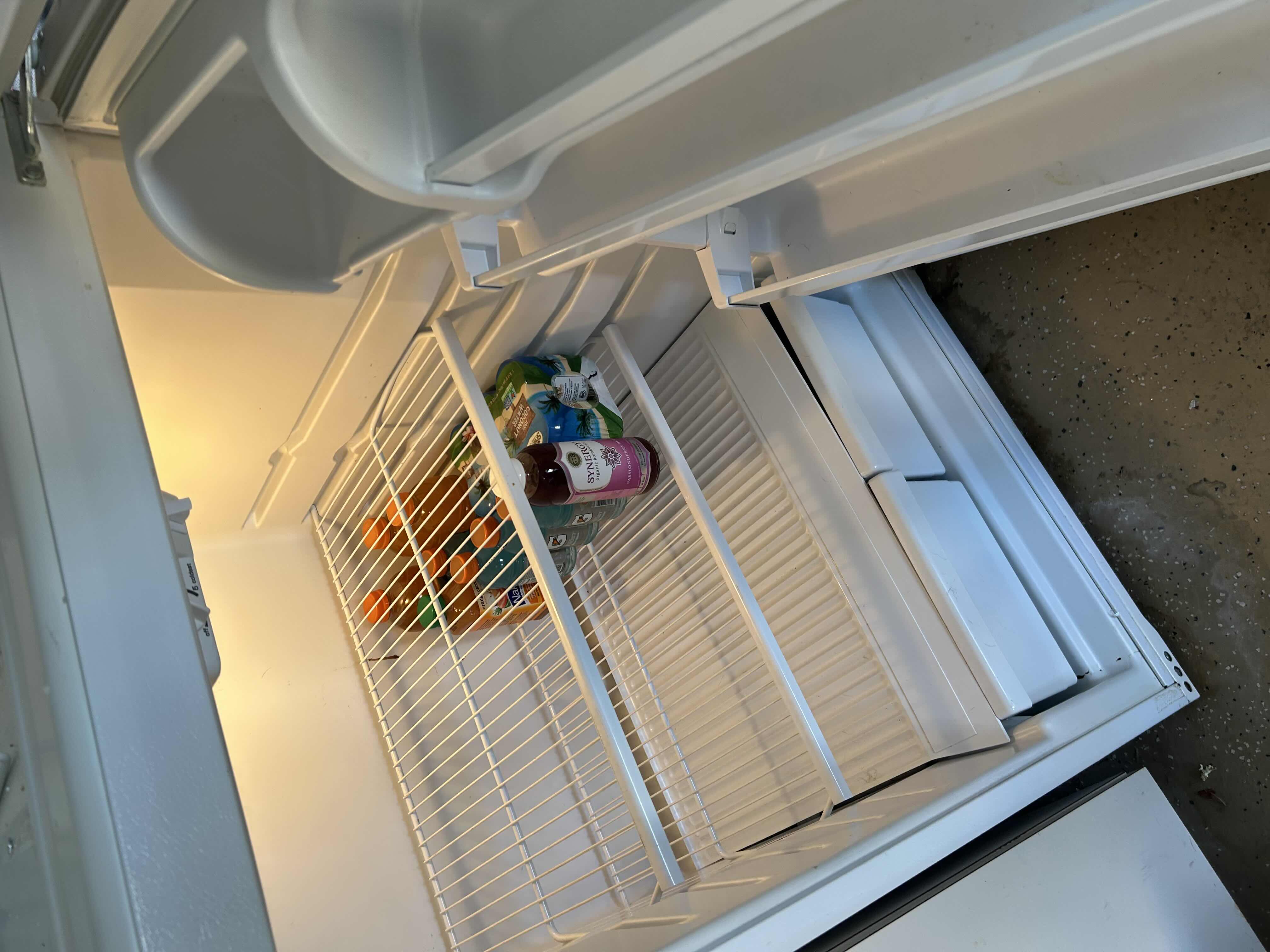 Photo 1 of ESTATE BY WHIRLPOOL REFRIGERATOR FREEZER WHITE CONTENT NOT INCLUDED