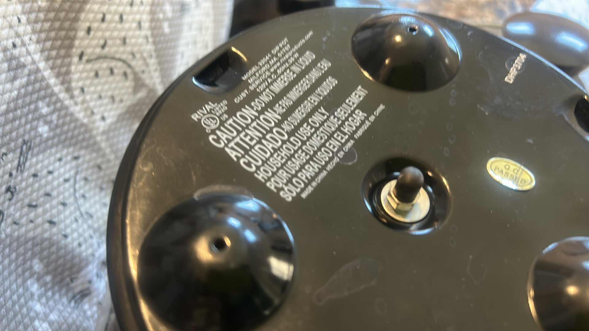 Photo 1 of 2 SMALL CROCKPOTS