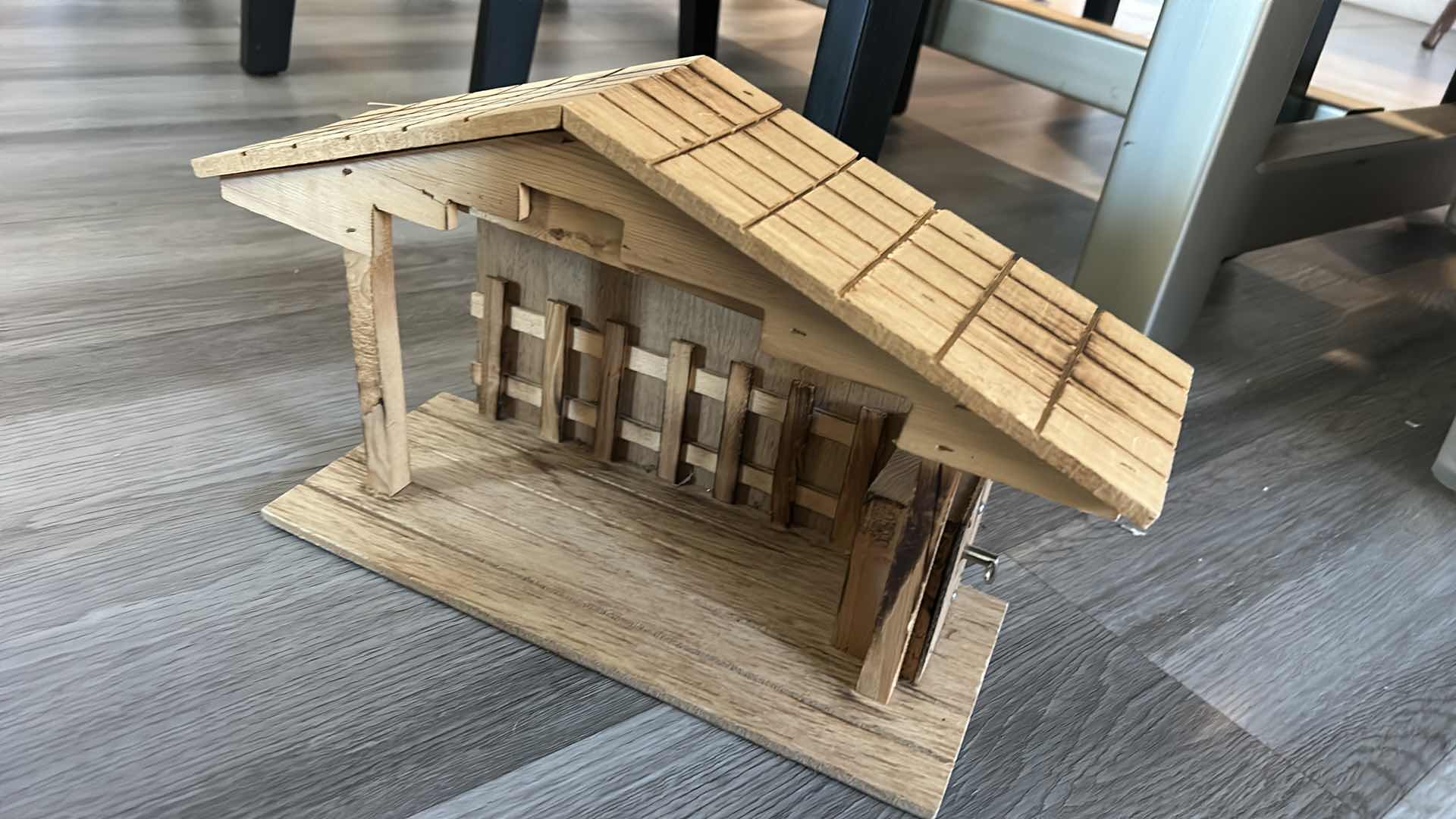 Photo 1 of BOX OF CHRISTMAS ITEMS