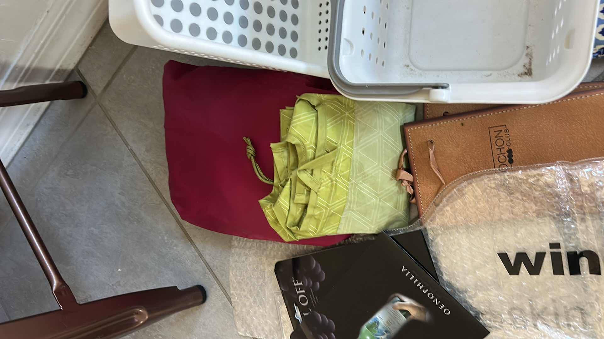 Photo 1 of KITCHEN ITEMS / ORGANIZATION SND STORAGE