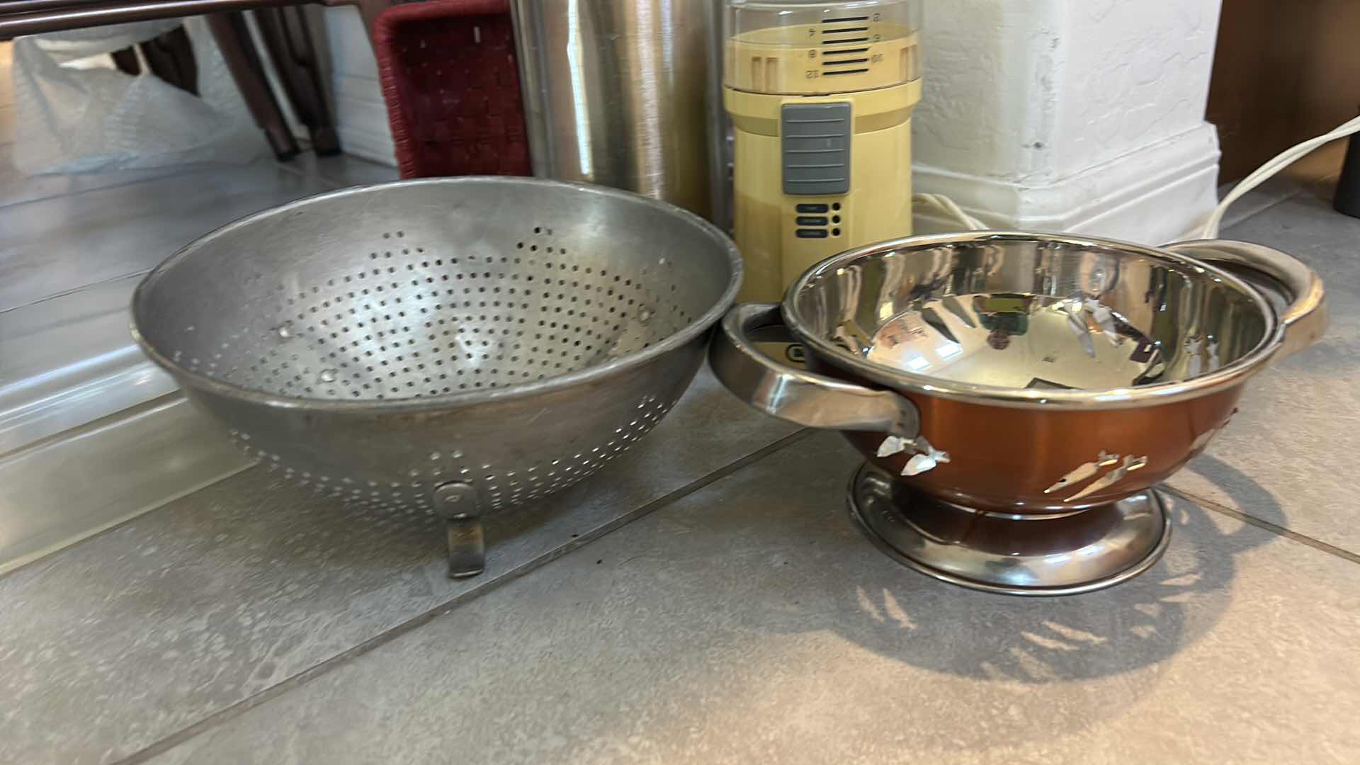 Photo 1 of KITCHEN ITEMS