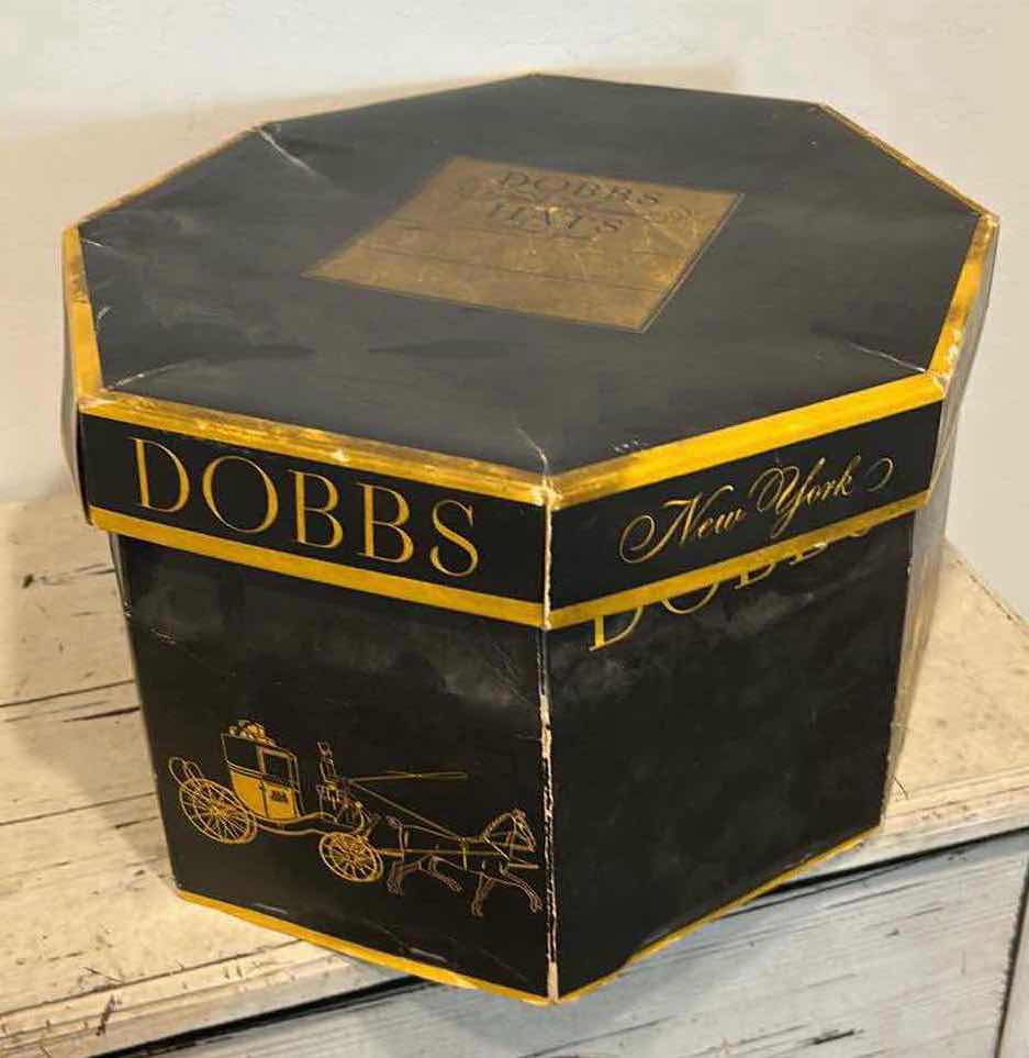 Photo 1 of "MALLORY TEN " VINTAGE DOBBS 5th AVENUE HAT