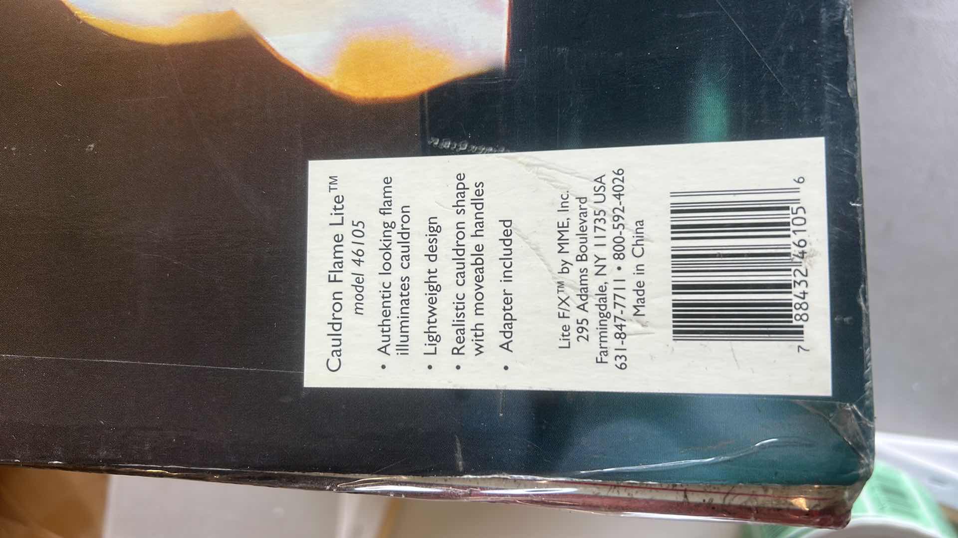 Photo 1 of CAULDRON FLAME LIGHT - HALLOWEEN DECOR