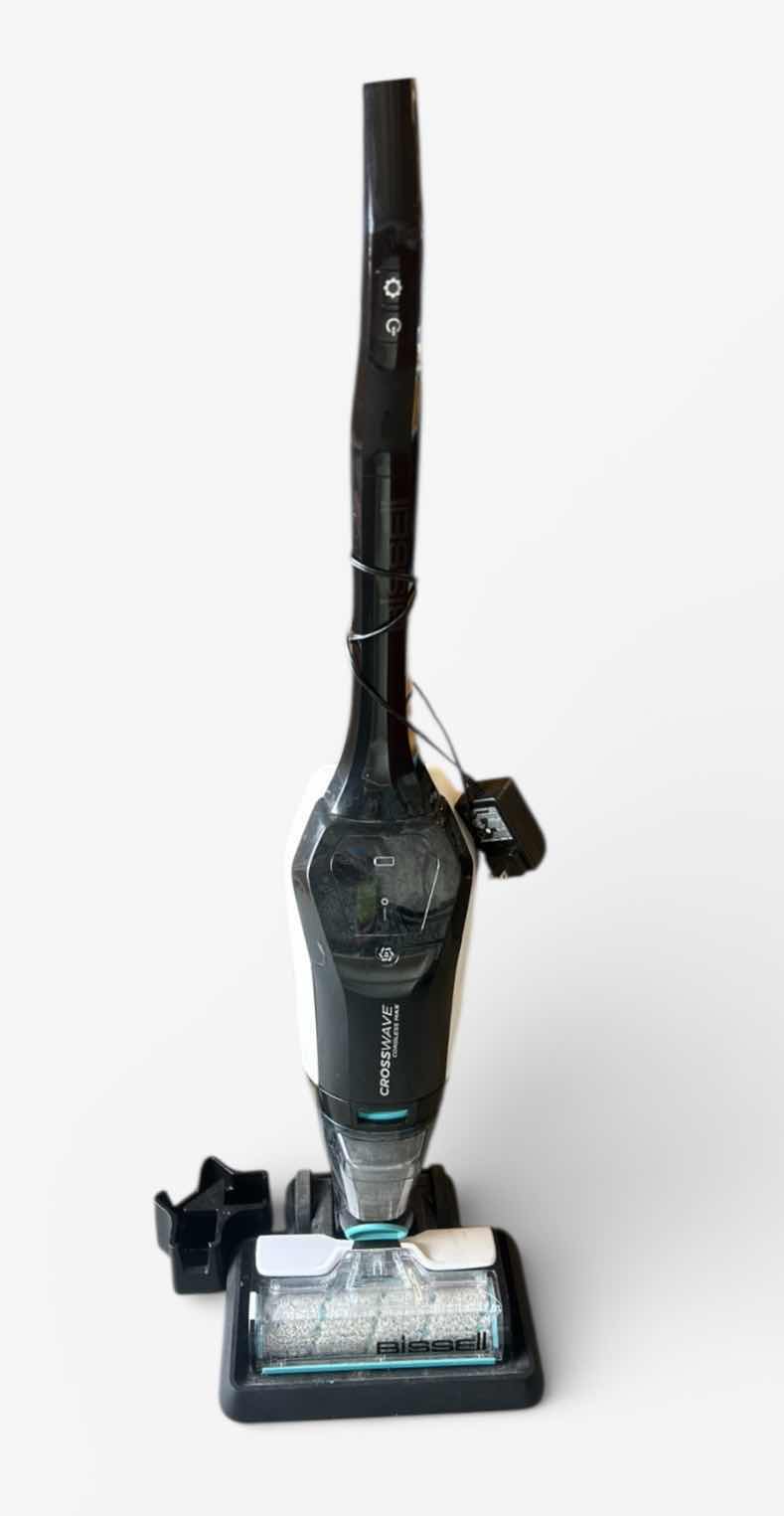 Photo 1 of BISSELL CROSSWAVE CORDLESS MAX WET/DRY MULTI-SURFACE VACUUM.