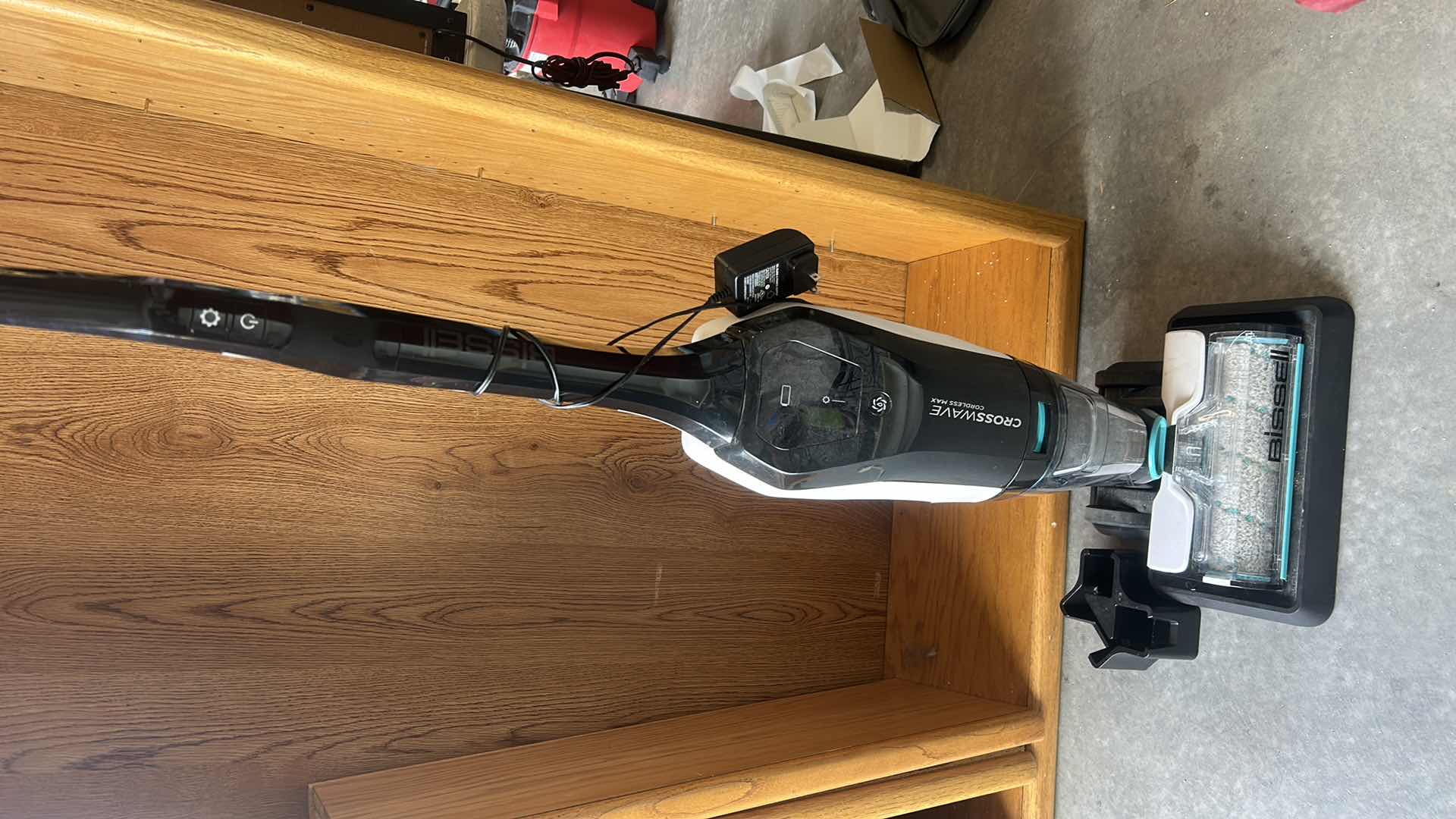 Photo 1 of BISSELL CROSSWAVE CORDLESS MAX WET/DRY MULTI-SURFACE VACUUM.