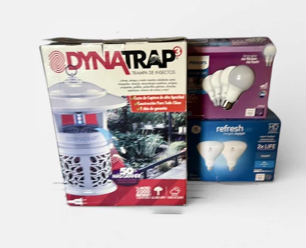 Photo 1 of DYNA TRAP AND LIGHTBULBS