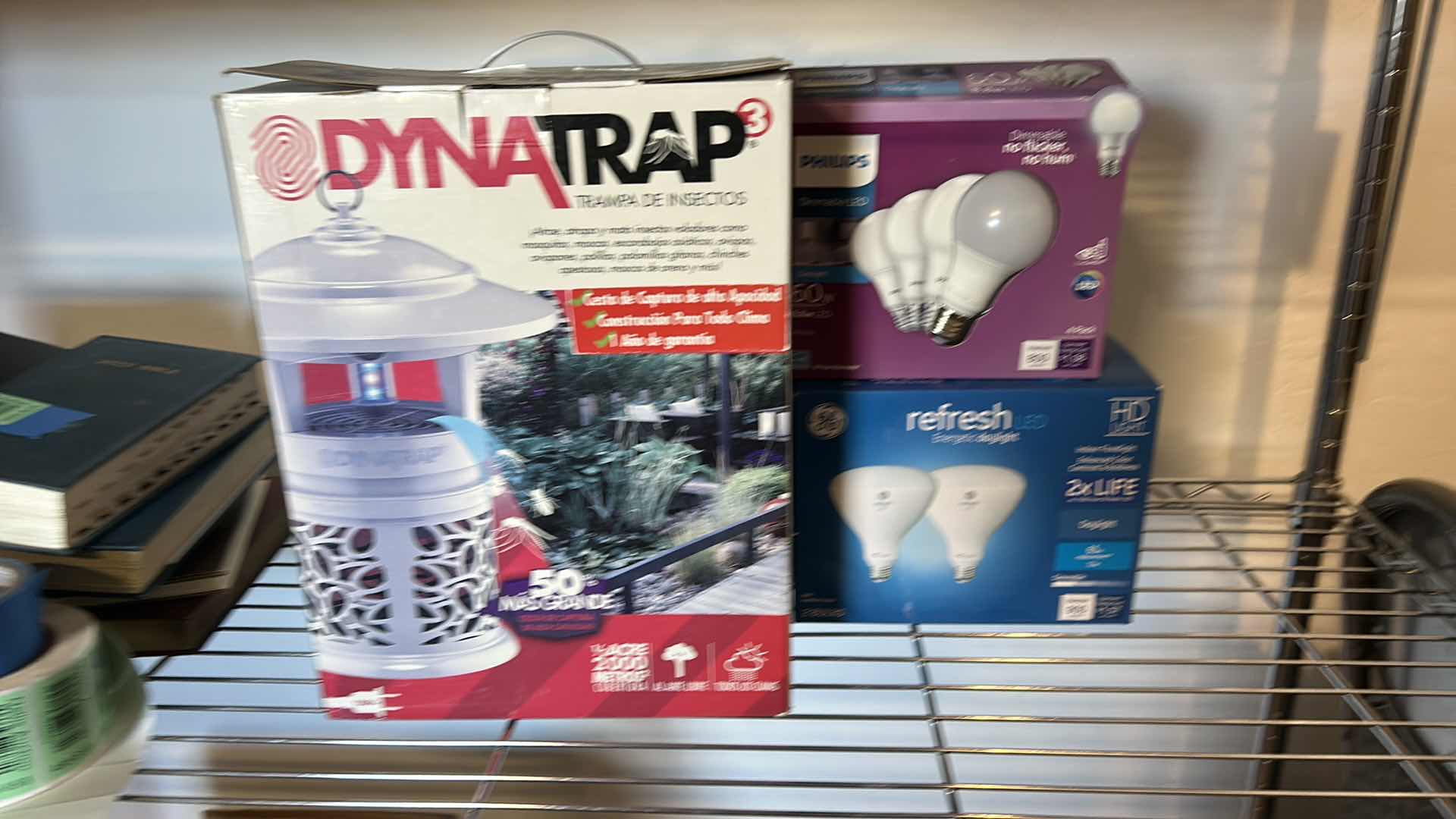 Photo 1 of DYNA TRAP AND LIGHTBULBS