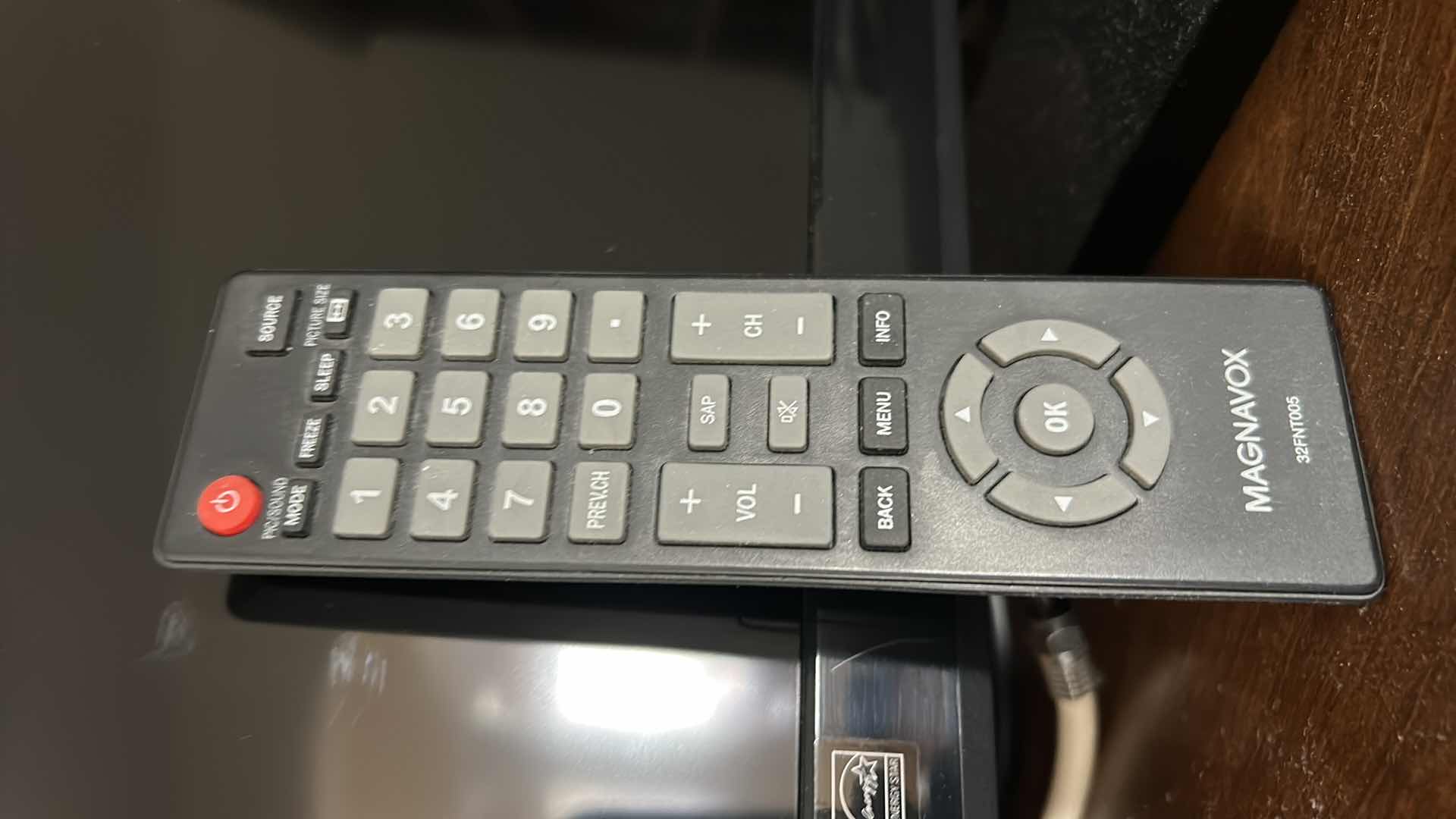 Photo 1 of 28” MAGNAVOX TELEVISION