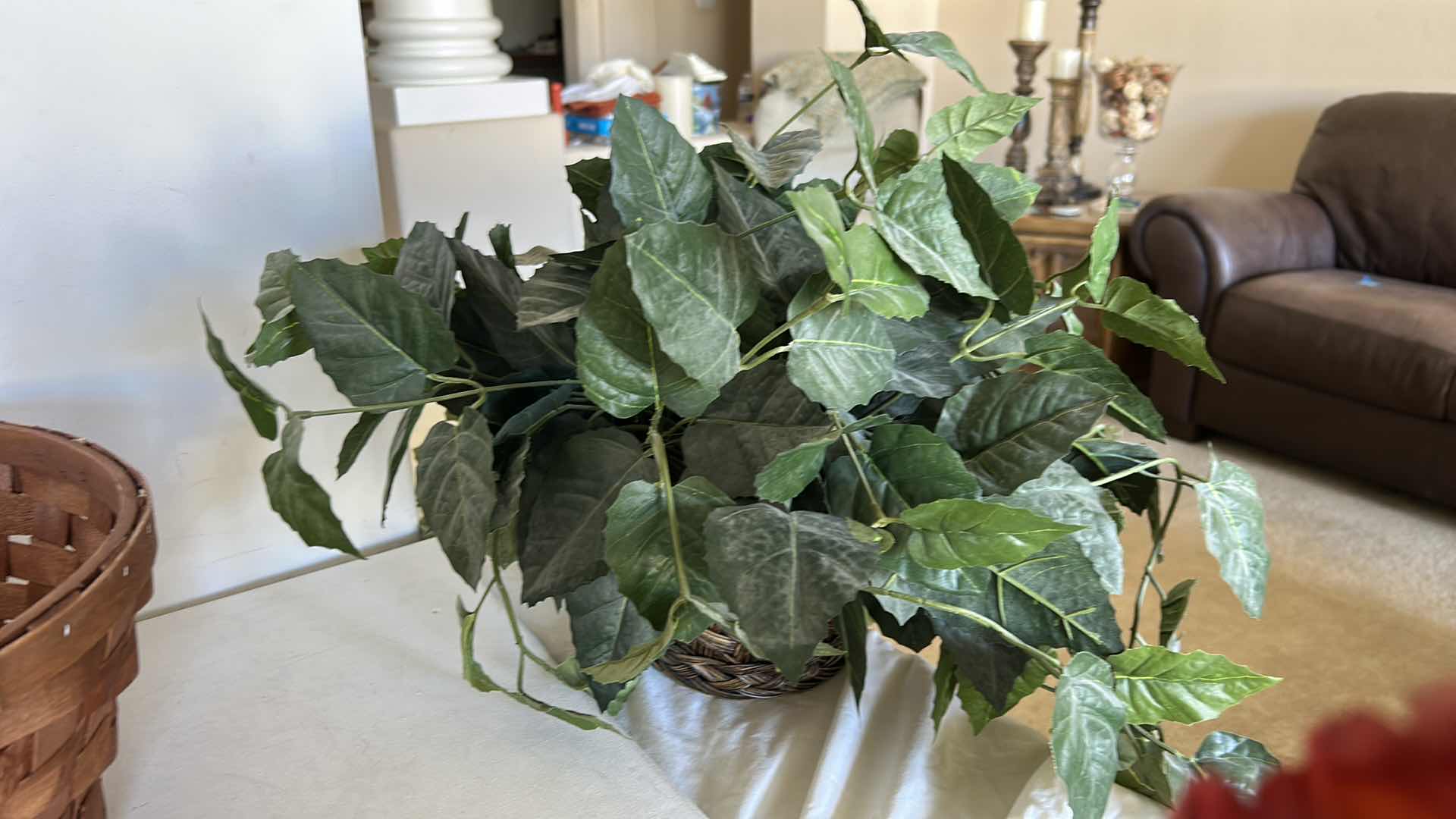 Photo 1 of HOME DECOR (PLATTER  H16”)