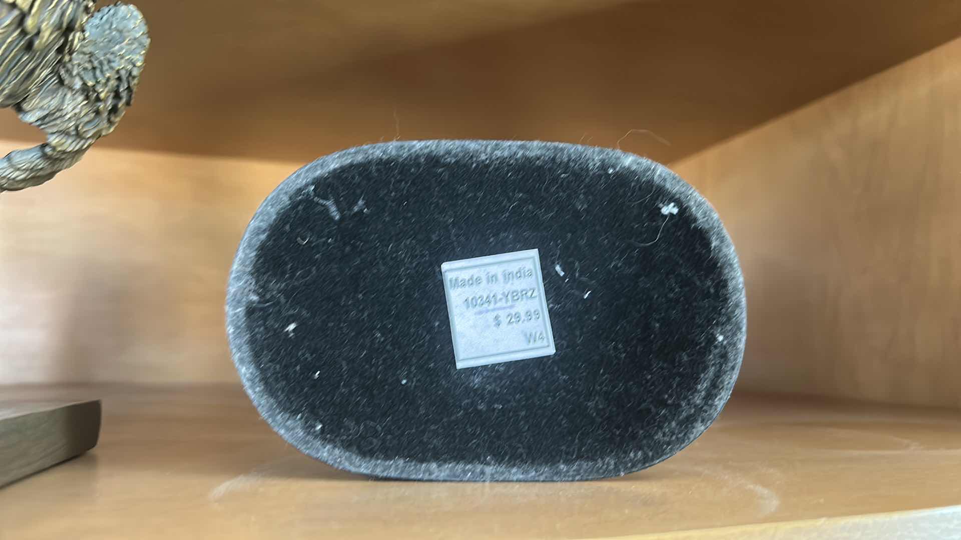 Photo 1 of 3 PC HOME DECOR - 2 CERAMIC, & 1 METAL ELEPHANT CANDLE HOLDER H8”