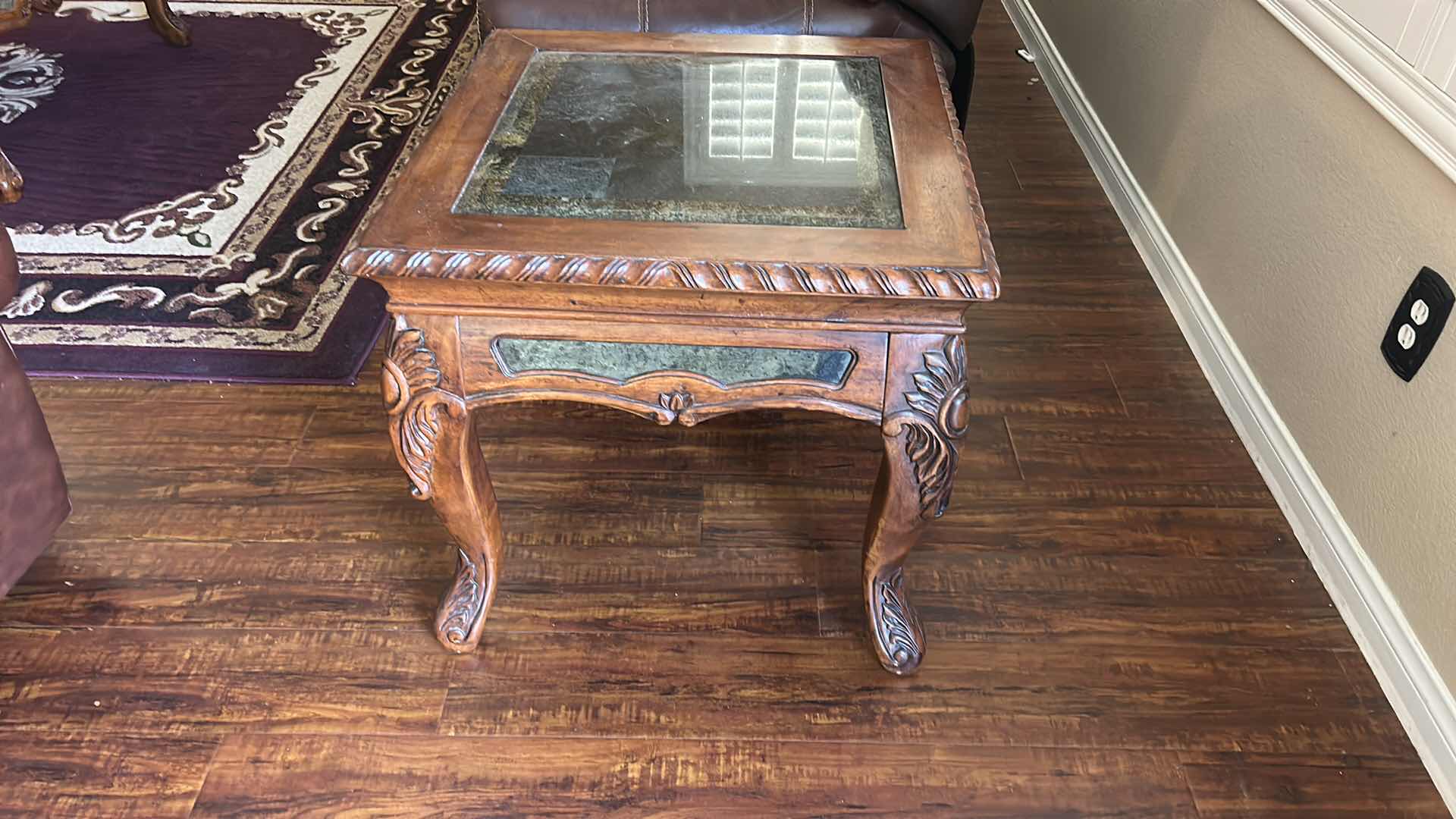 Photo 1 of VINTAGE END TABLE FEATURING A CARVED WOODEN FRAME WITH CABRIOLE LEGS AND A MARBLE TOP. 26“ x H25“