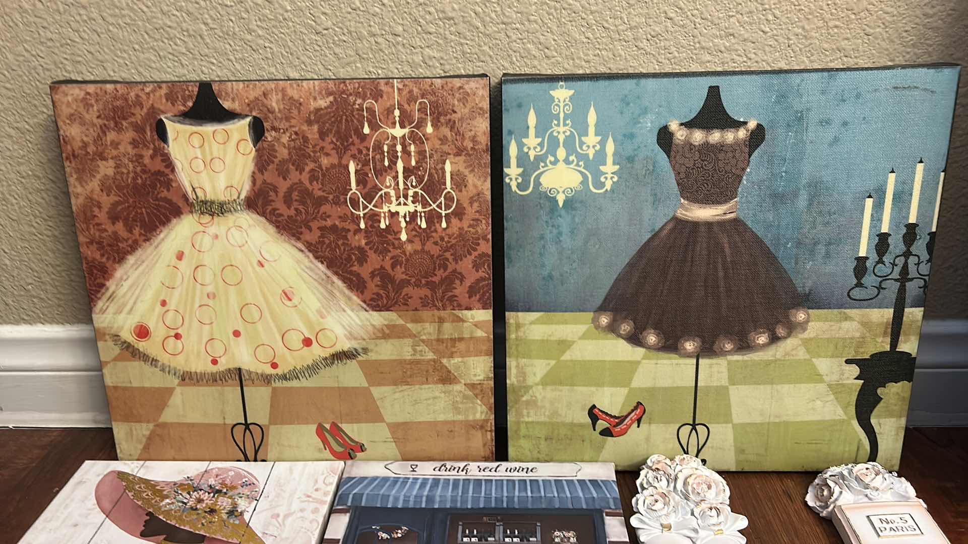 Photo 1 of STRETCHED CANVAS ARTWORK AND  HOOKS 11 1/2” x 11 1/2”