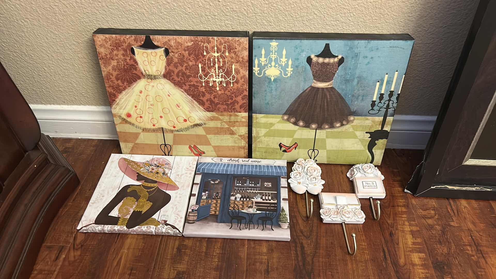 Photo 1 of STRETCHED CANVAS ARTWORK AND  HOOKS 11 1/2” x 11 1/2”